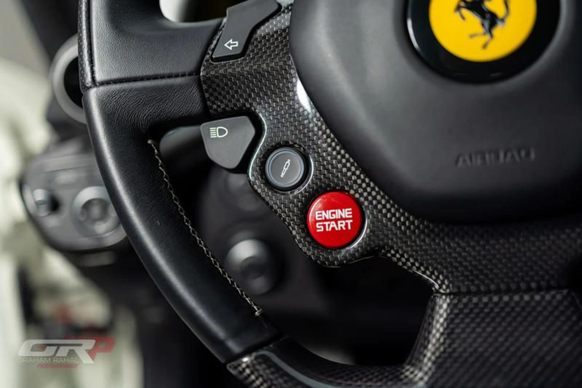 mph046_2536726250_B659_B62_D_8_B34_432_D_A626_DC_39_D1276_B61_e5bff15374