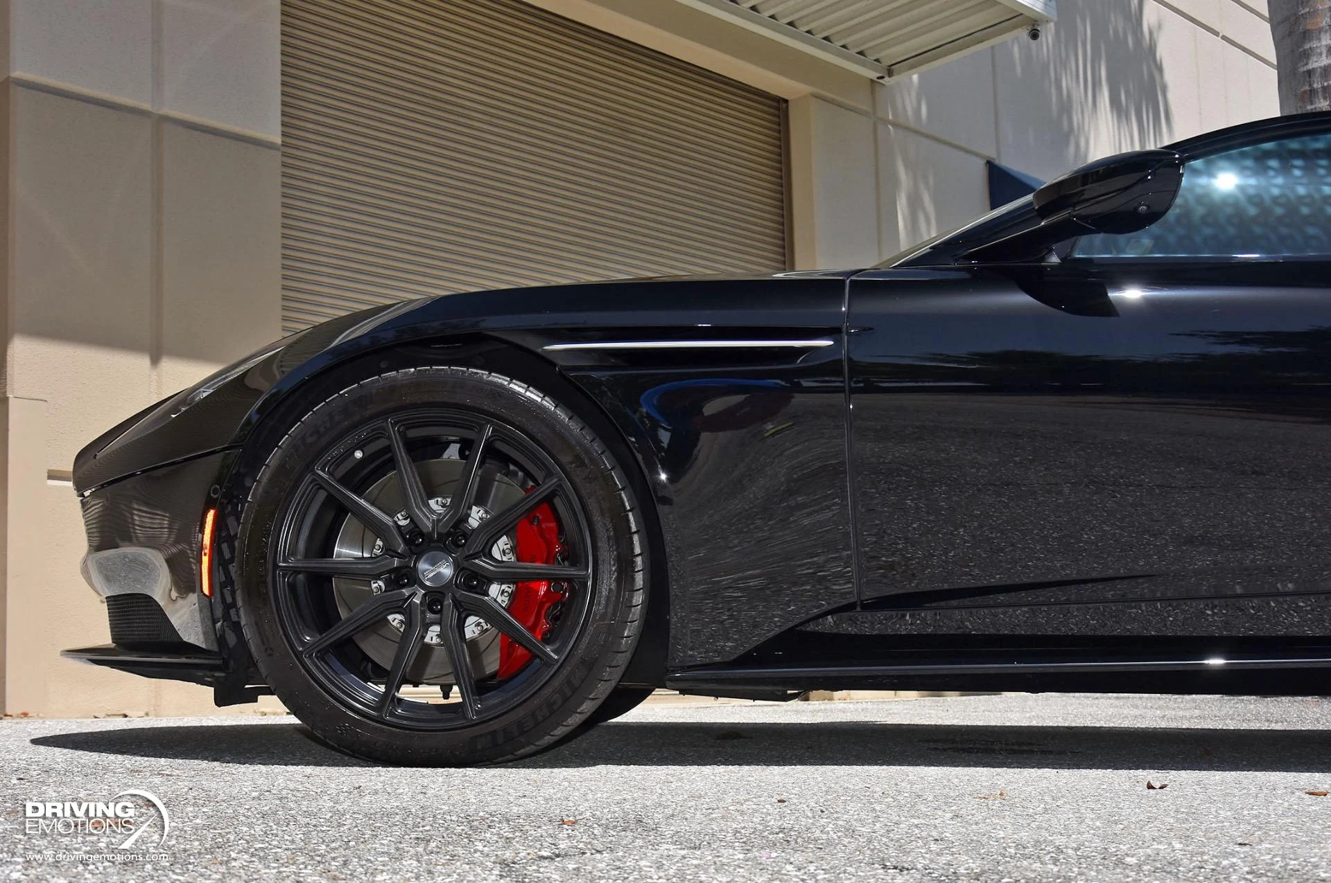 mph046_254002520_861_p47_l_07ebff15c7