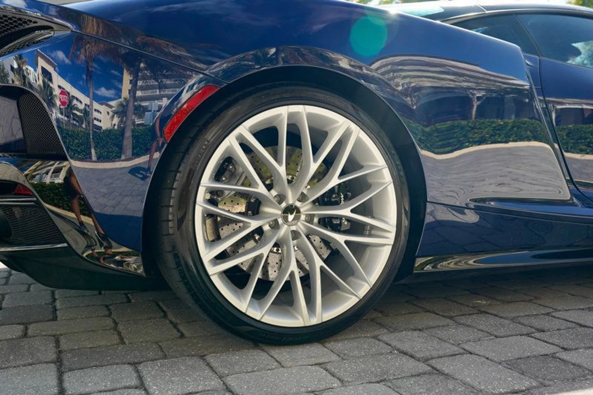 mph046_2545472736_22986930_47_800_33d986d234