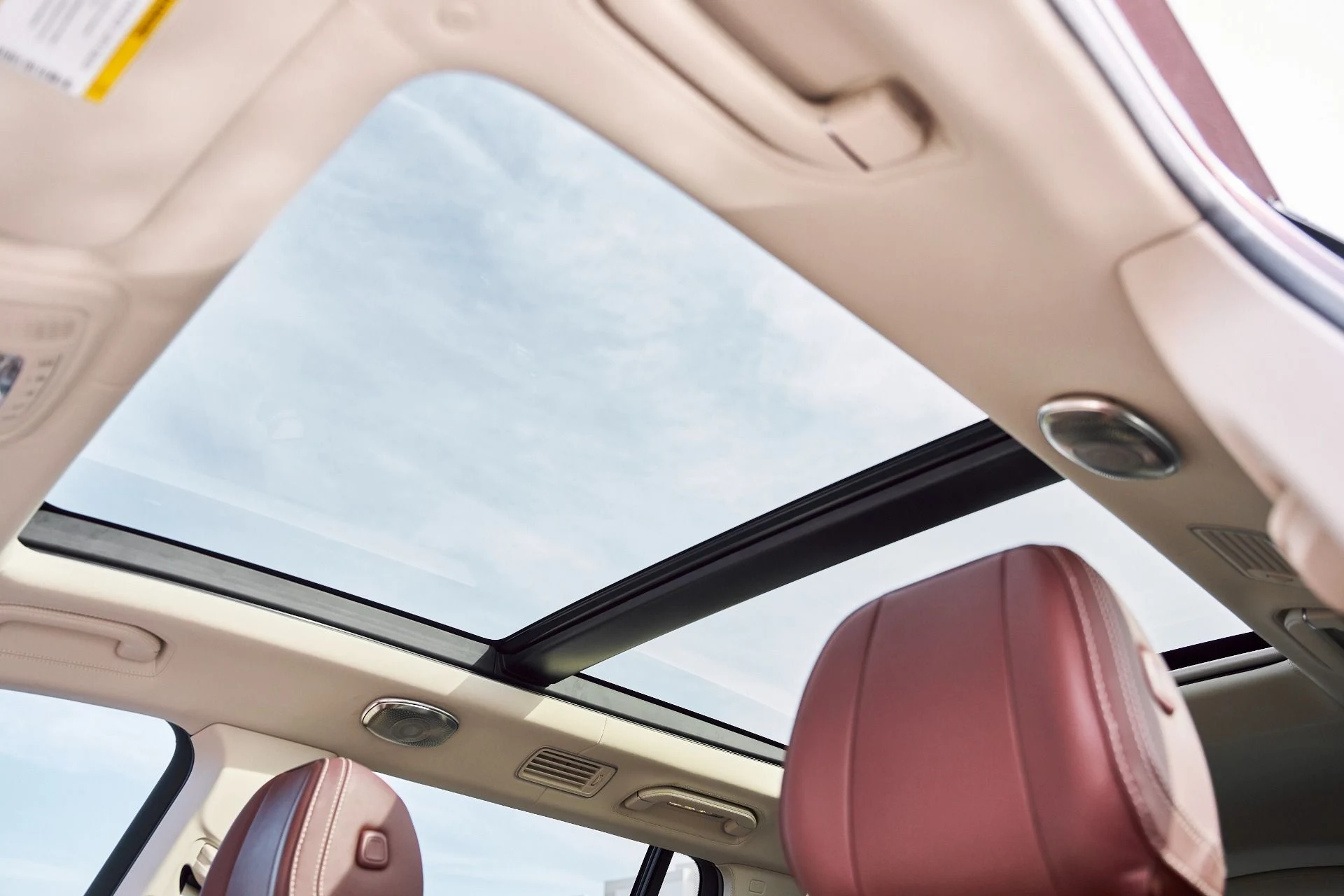 mph046_2548012495_Used_2022_Mercedes_Benz_GLS_Maybach_GLS_600_1769655644_5ef6c74995