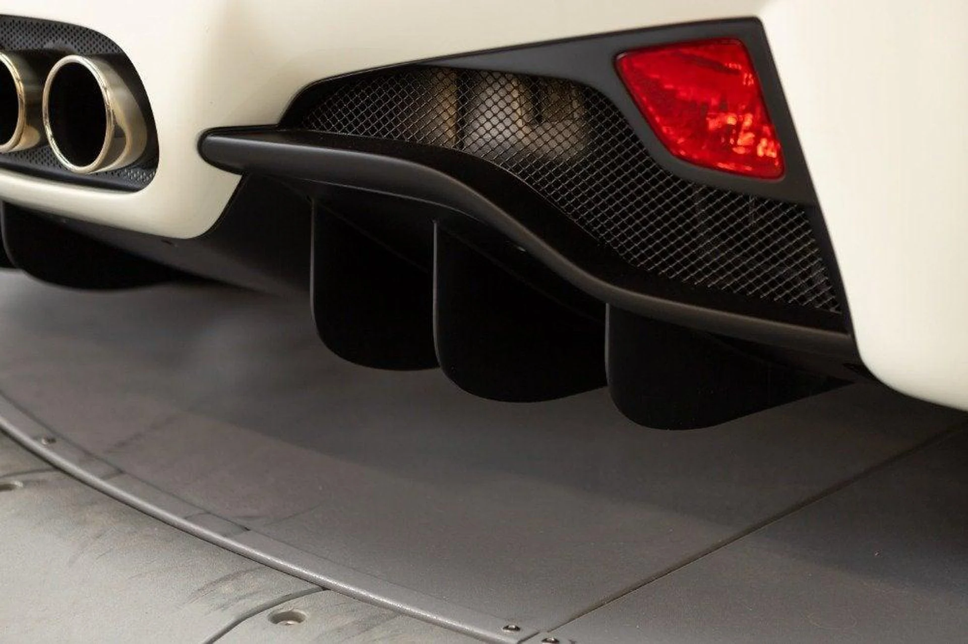 mph046_2555190283_Used_2014_Ferrari_458_Spider_1788615028_d6d7f24d99