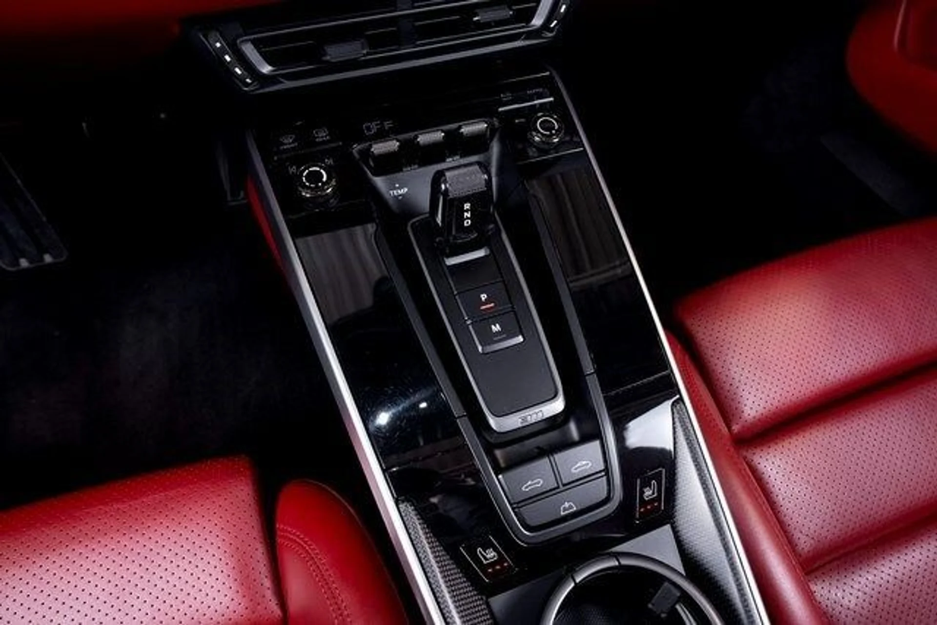 mph046_2567521040_889bc593897f35728bd2c81fd1a4022bx_578f80fb18