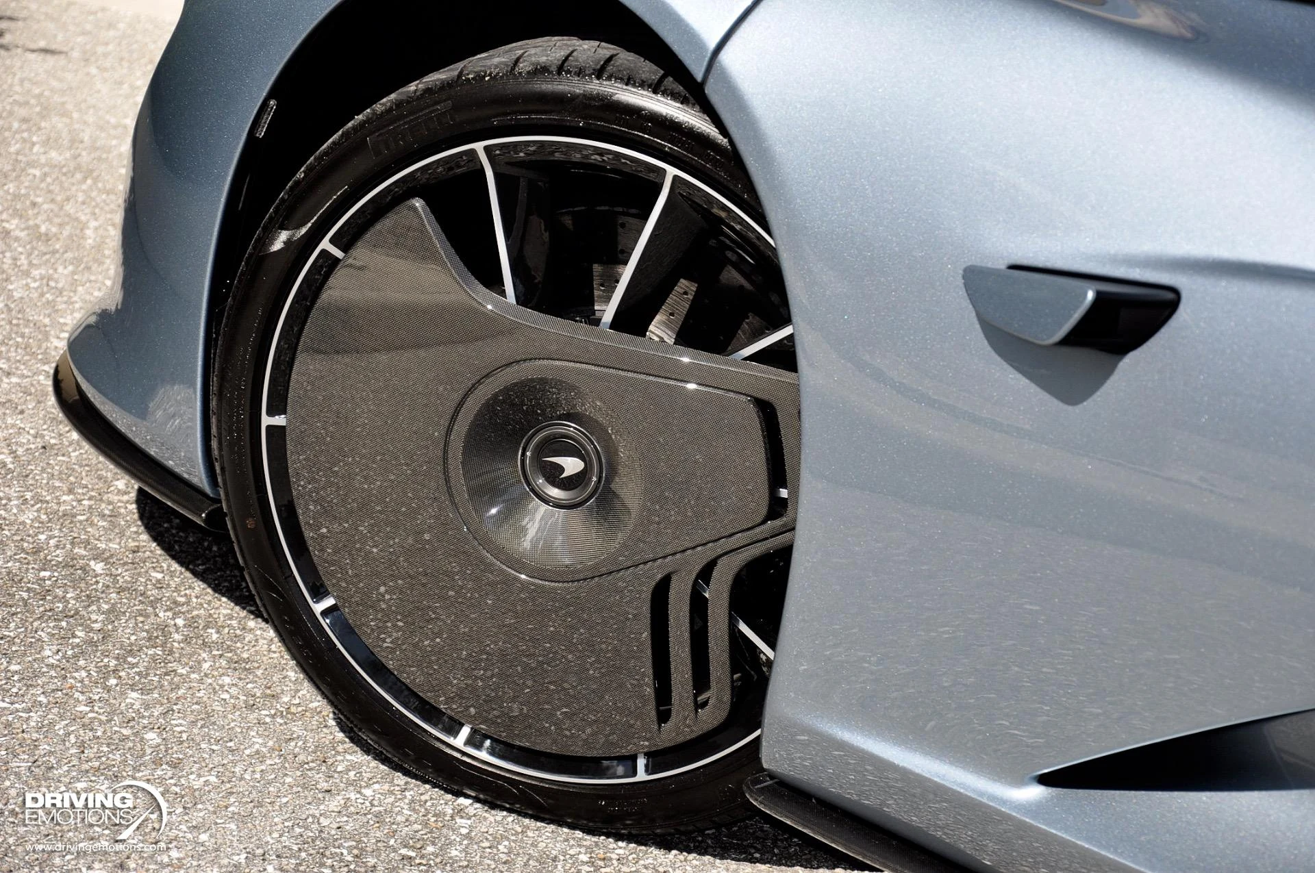 mph046_2567693189_821_p47_l_876a6c395e