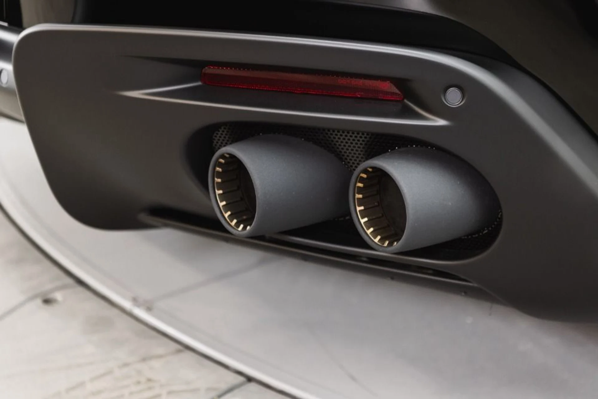 mph046_2581919749_Used_2024_Ferrari_Roma_Spider_529981fbb7