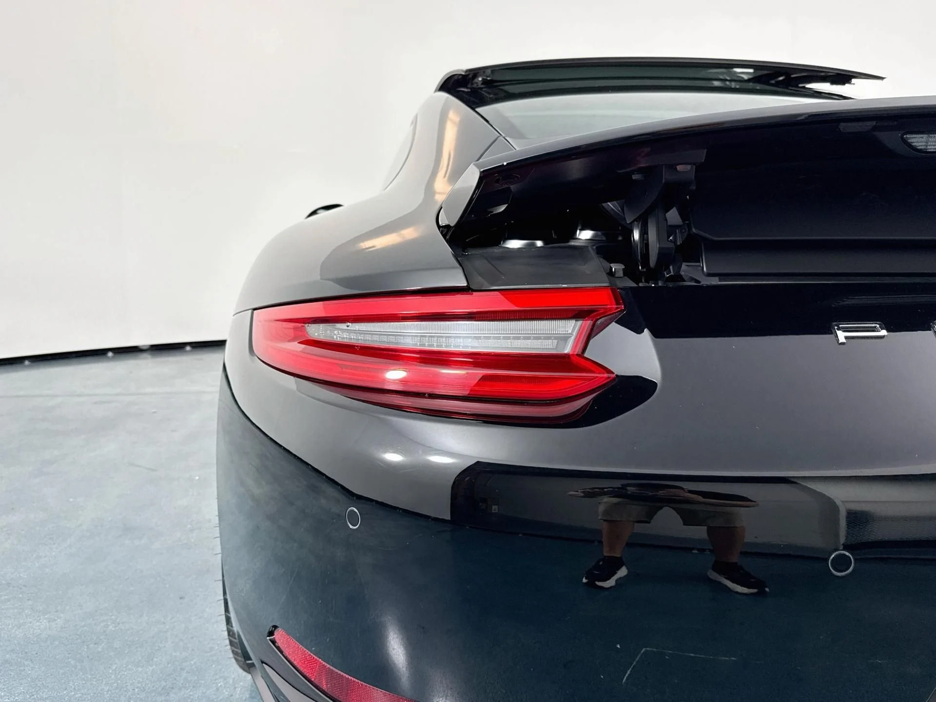 mph046_2588622111_Used_2017_Porsche_911_Carrera_S_1788200855_ad8129bf8e