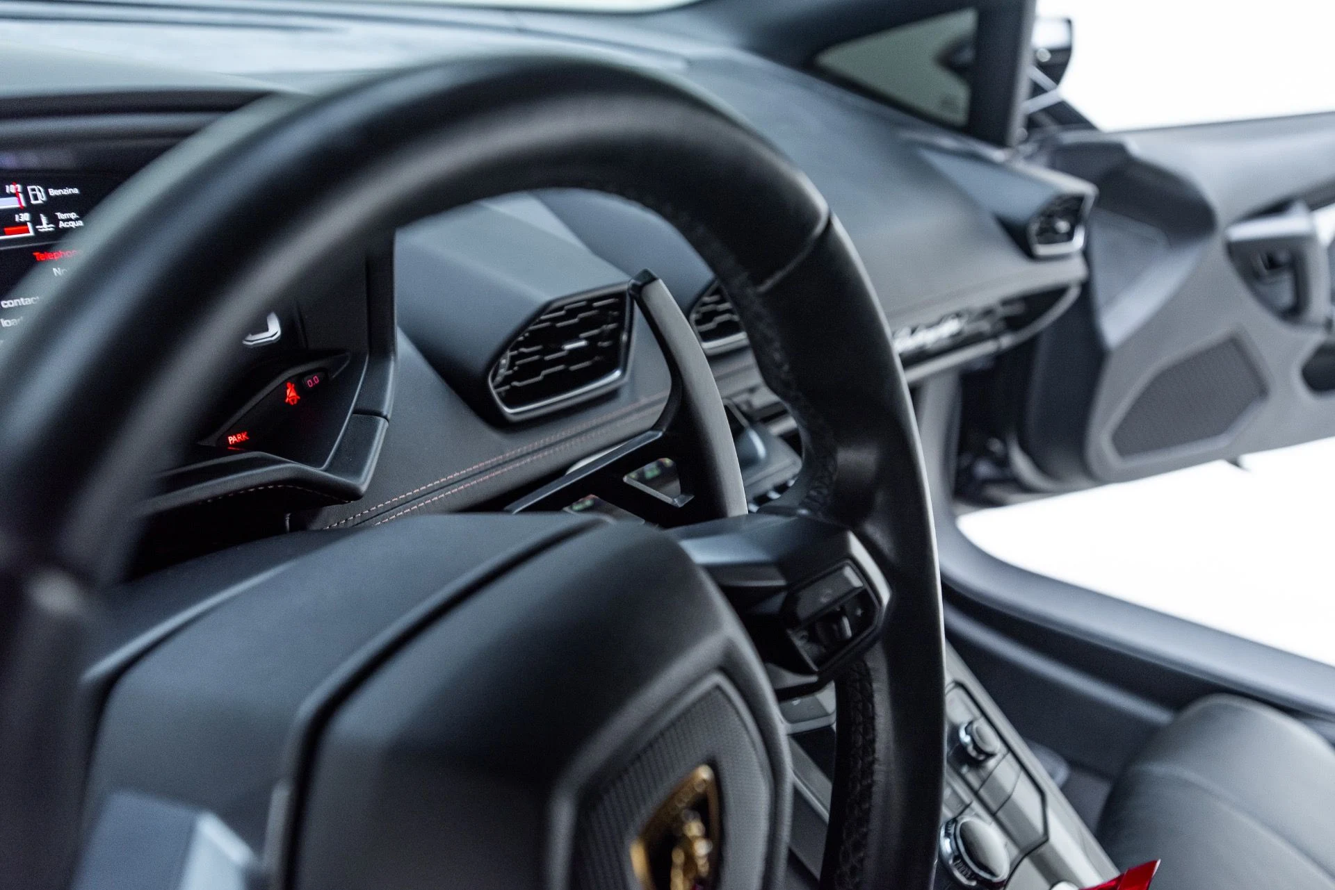 mph046_2597093491_Used_2016_Lamborghini_Huracan_LP_610_4_1786562218_1d81104f31