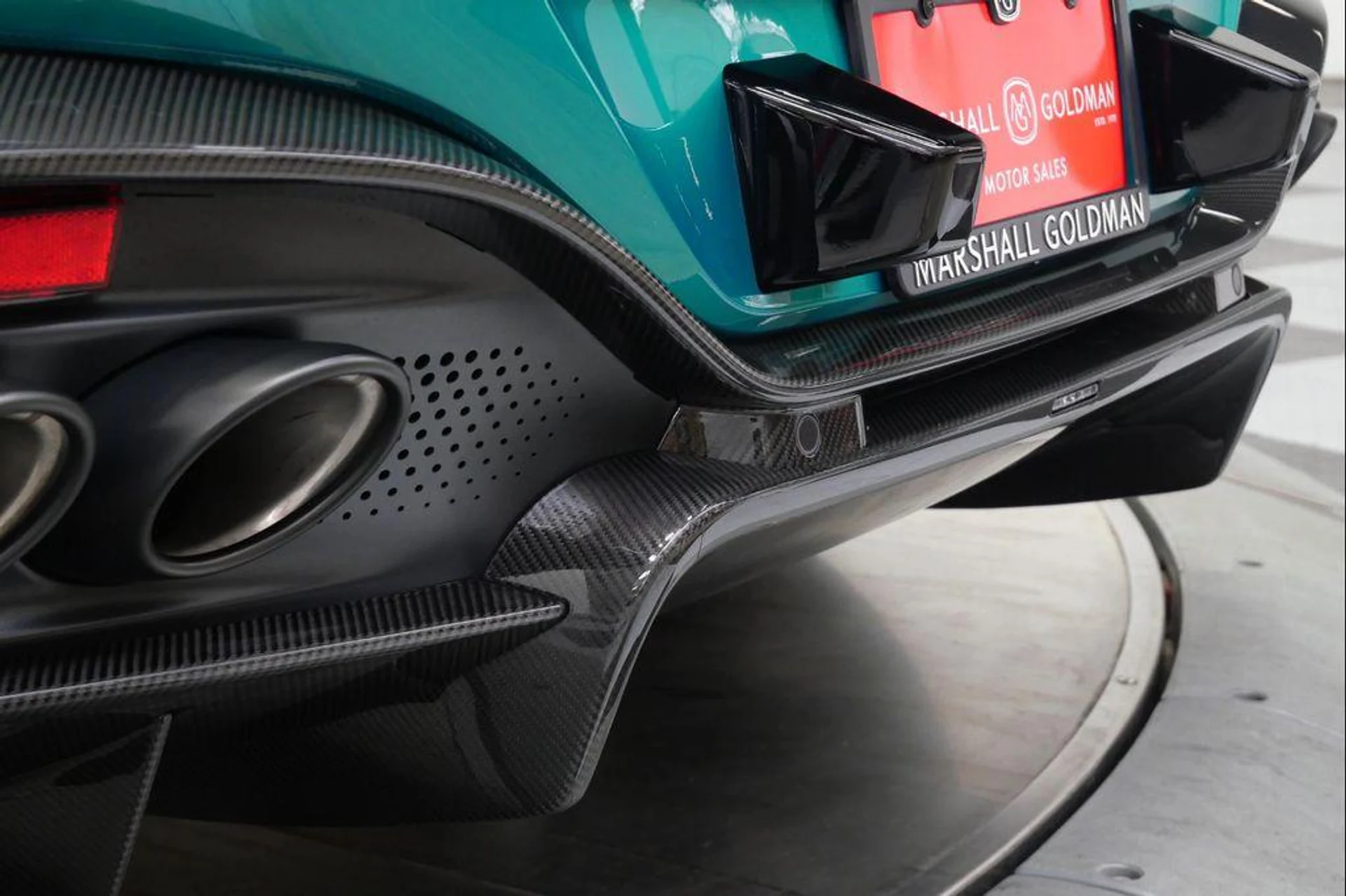 mph046_2614370968_k_D_Vm_ZCW_Shke8_Pui2jq0mv_Vm_R7_Ag_757d61b72d