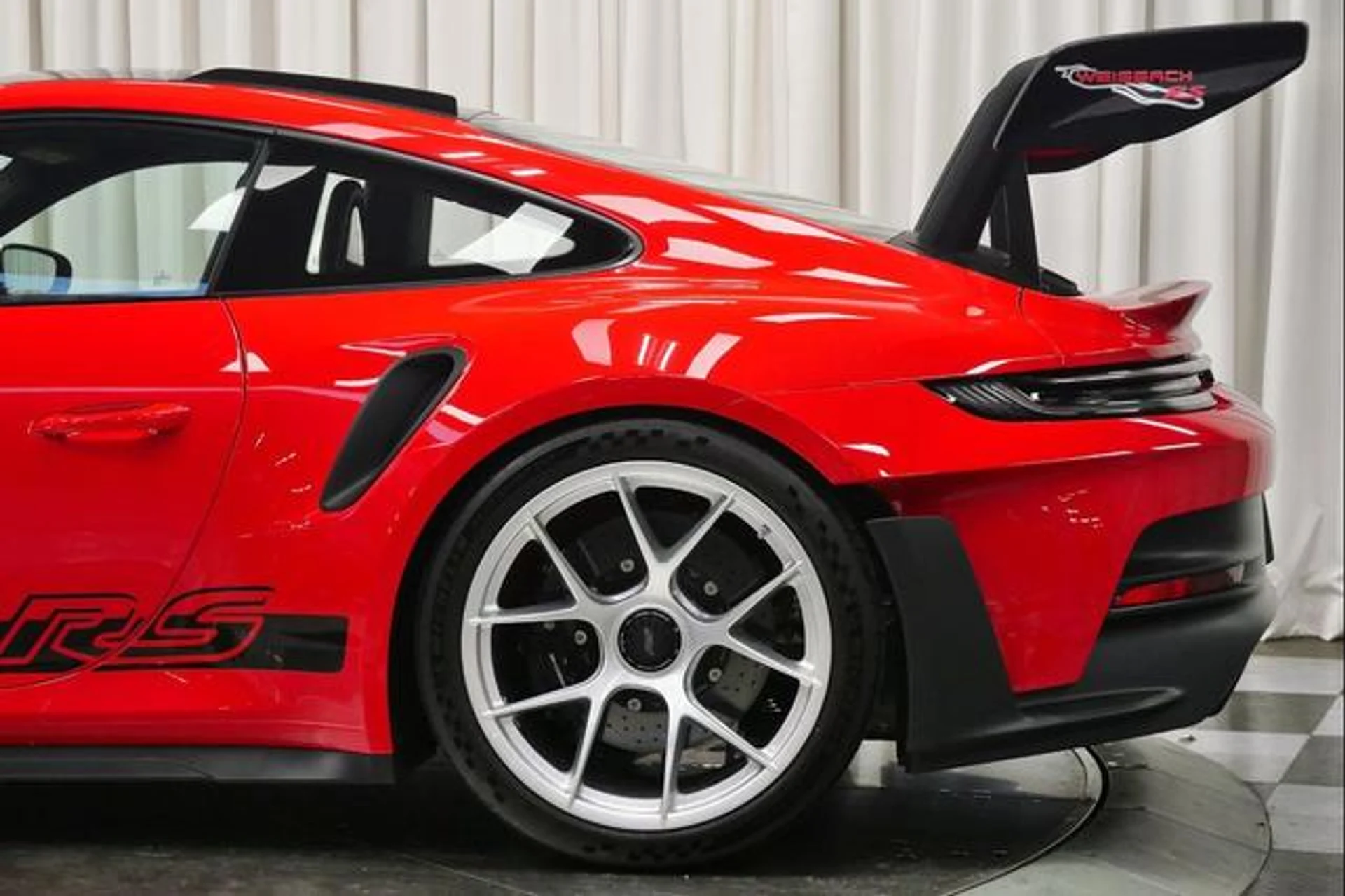 mph046_2626401055_PD_8xlx_I_Bj5nd7y53qx_Mg_J_Aw_Z0vs_f06fa09661