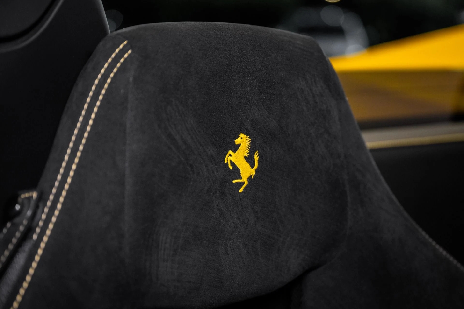 mph046_2650159736_Used_2021_Ferrari_F8_Spider_1750777997_f40c51aa2f