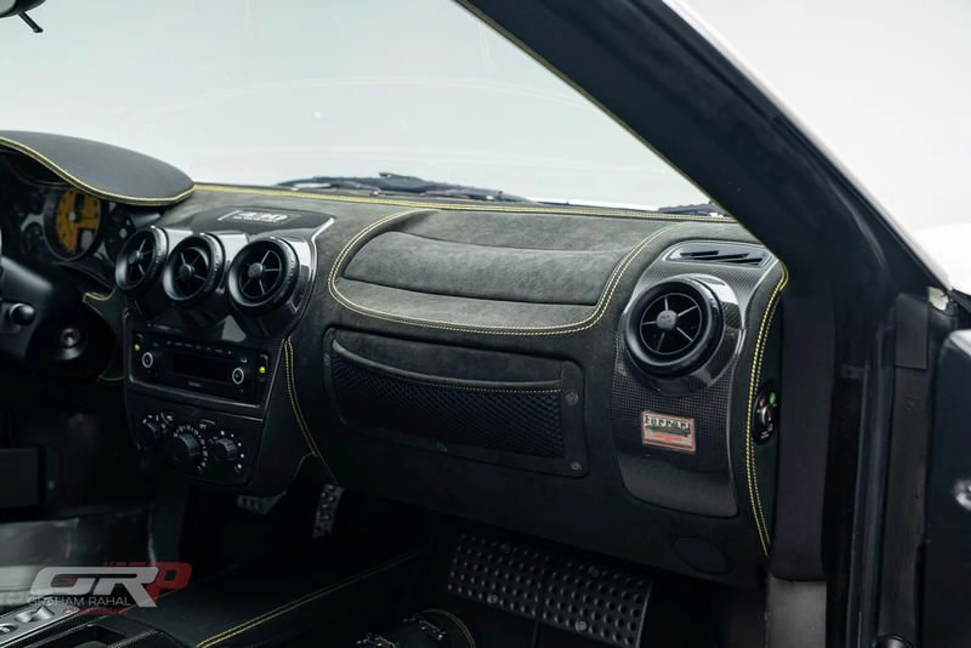 mph046_2652833042_0_CF_9770_D_CBA_2_401_E_B61_C_218_F18_E25_C9_F_807eee8be1