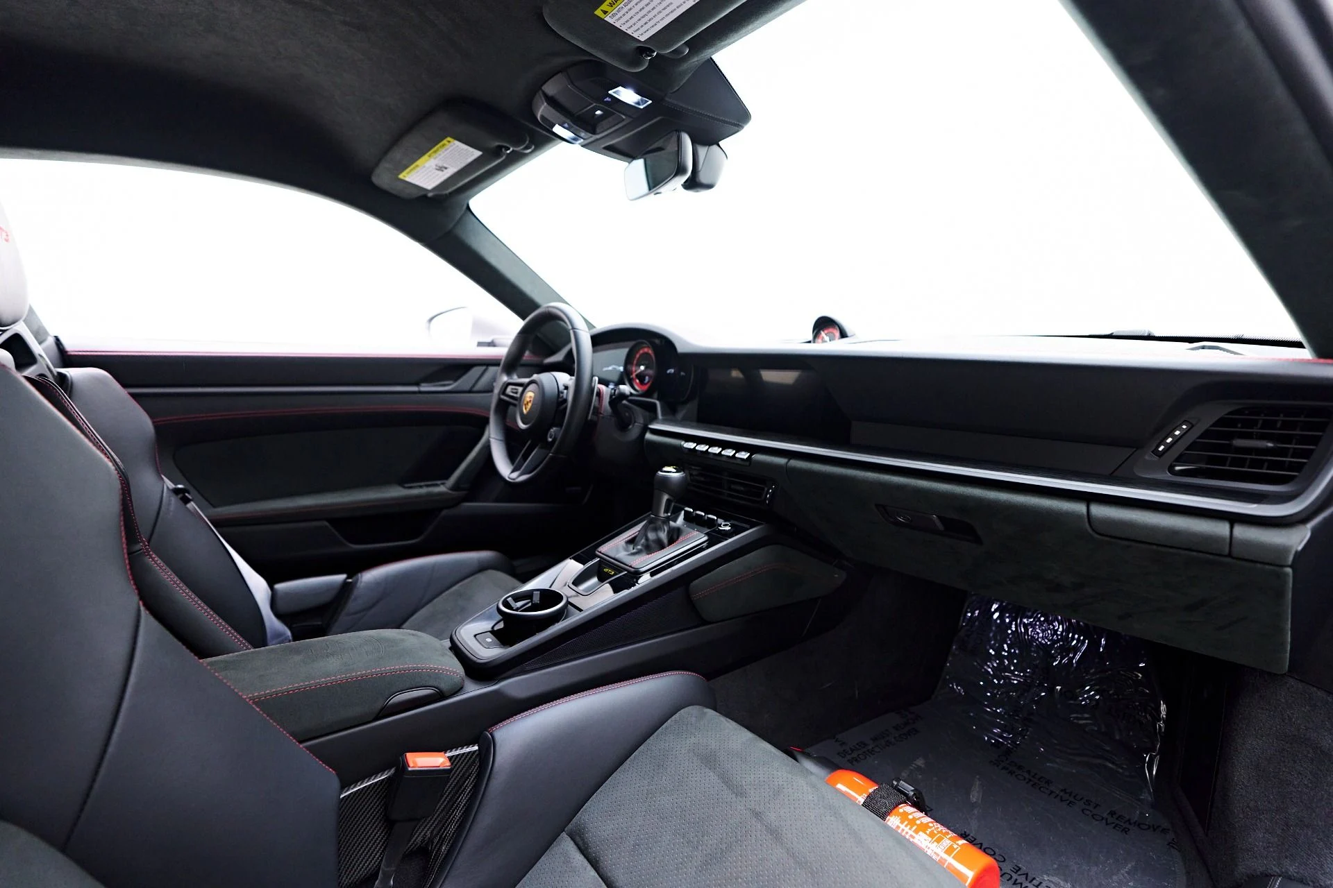 mph046_2656644820_Used_2024_Porsche_911_GT_3_1750371016_6644589781