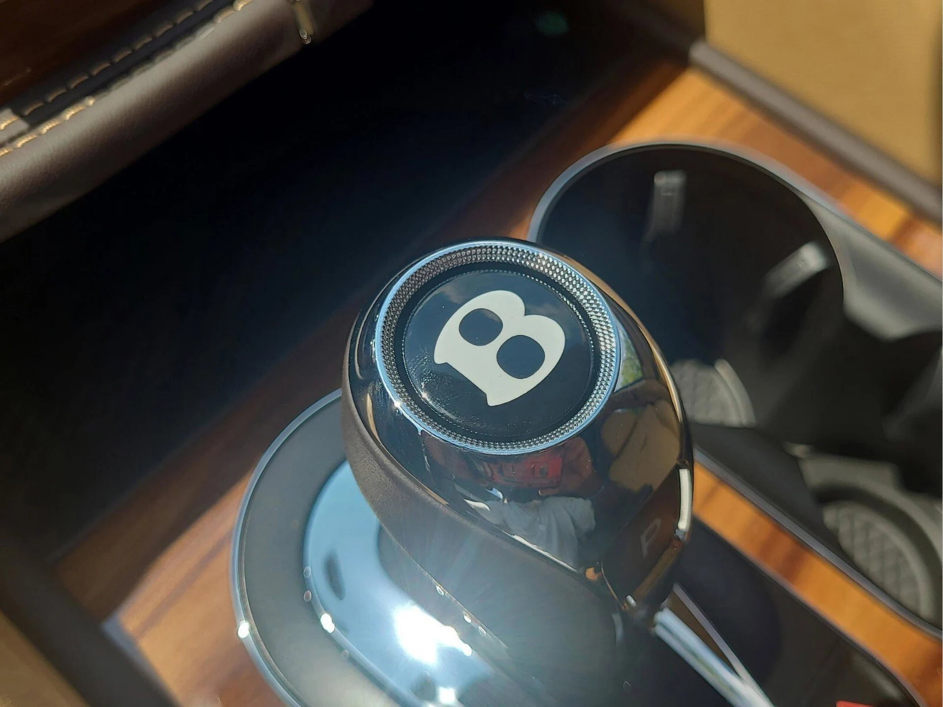 mph046_2657352288_c6b3ef308f93e8793bd76549629ac055x_7b4091e8f7