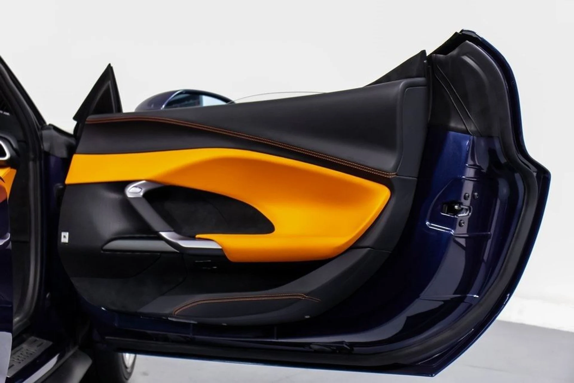 mph046_2668137806_3a59793d29de6452fe1ceae46a4cf629x_e9c43250ba