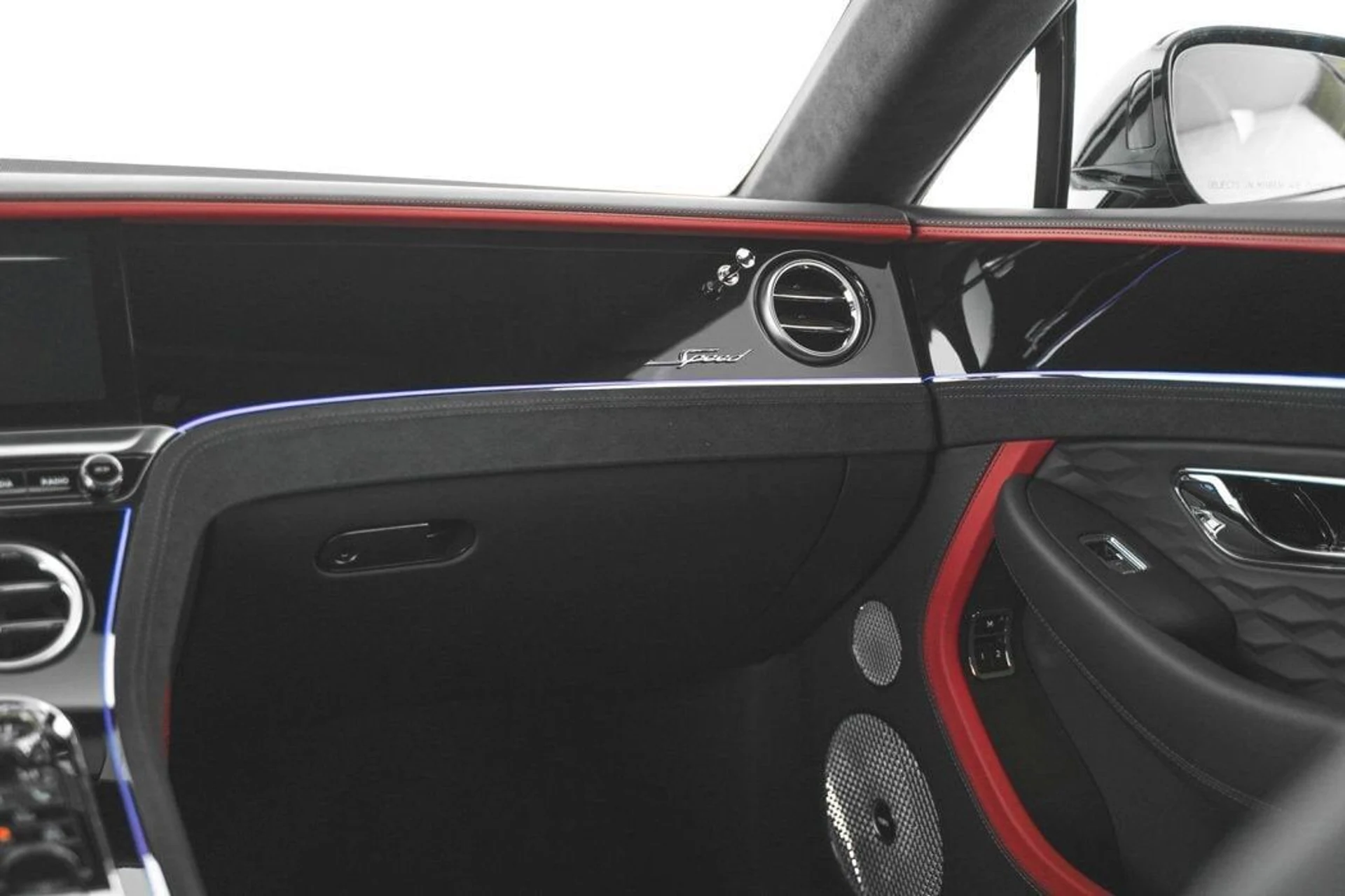 mph046_2681666577_00e0e6b5beaf2466a5e57fd06bb72b59x_71dd51ad60