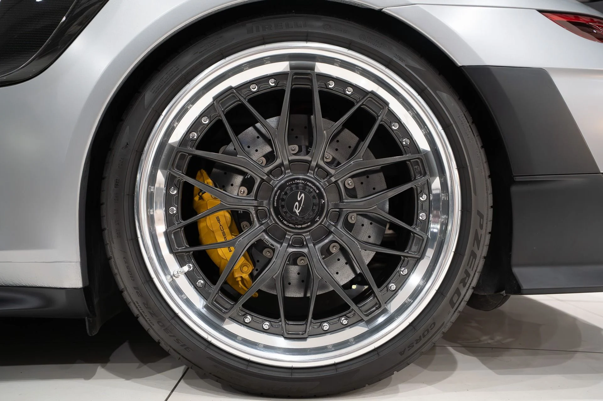 mph046_2687228686_11863_p47_l_46a90e6914