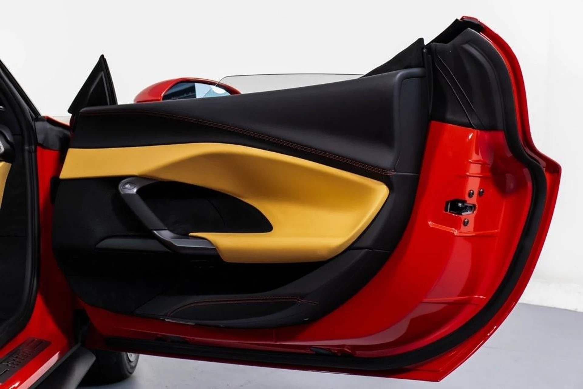 mph046_2695445070_85f91cb5c5da9e78ec1472fac9685901x_6660f01dad