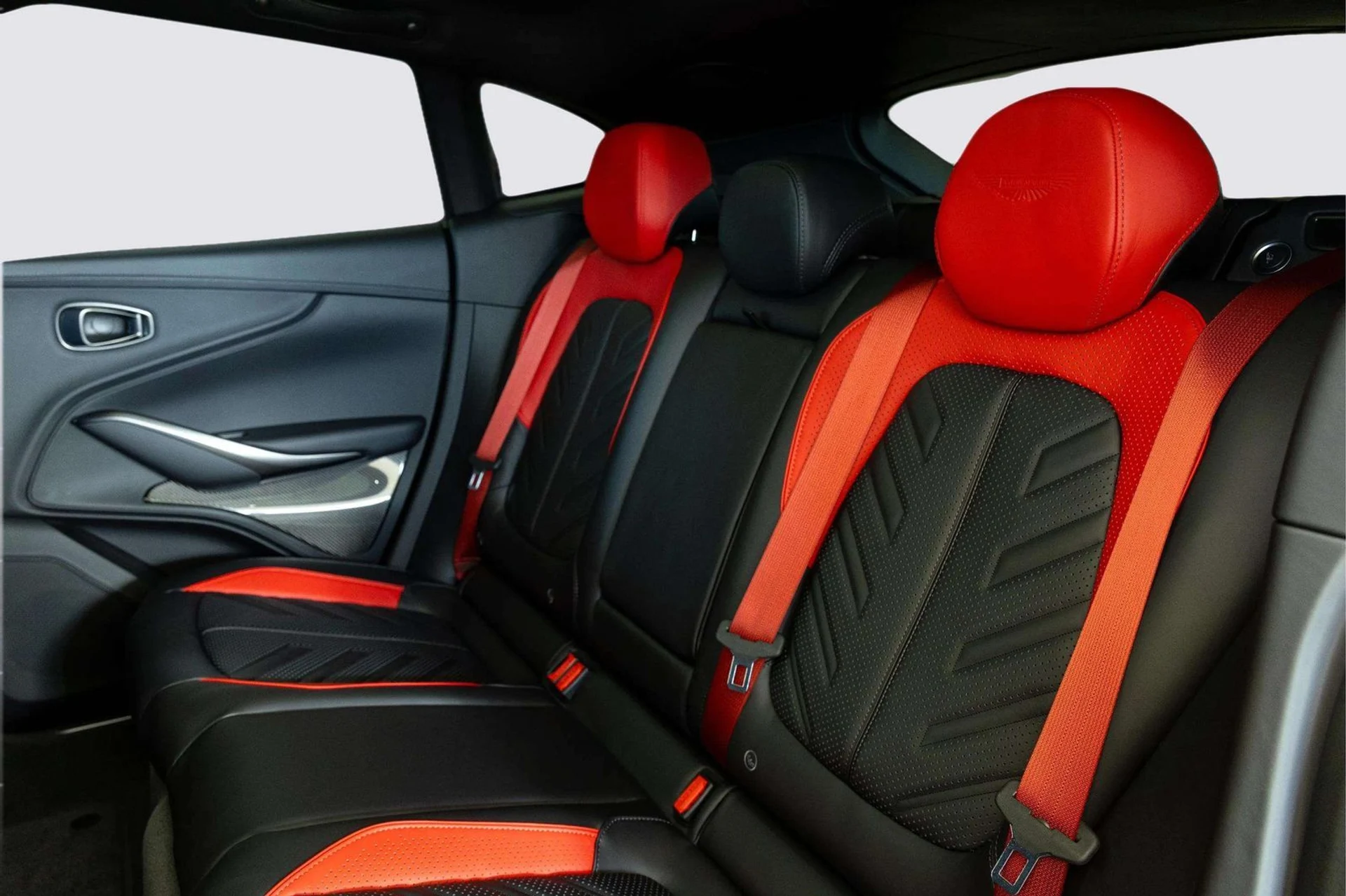 mph046_2707503001_24b45633_2c82_4767_abf0_af63cd36dccf_8790805701