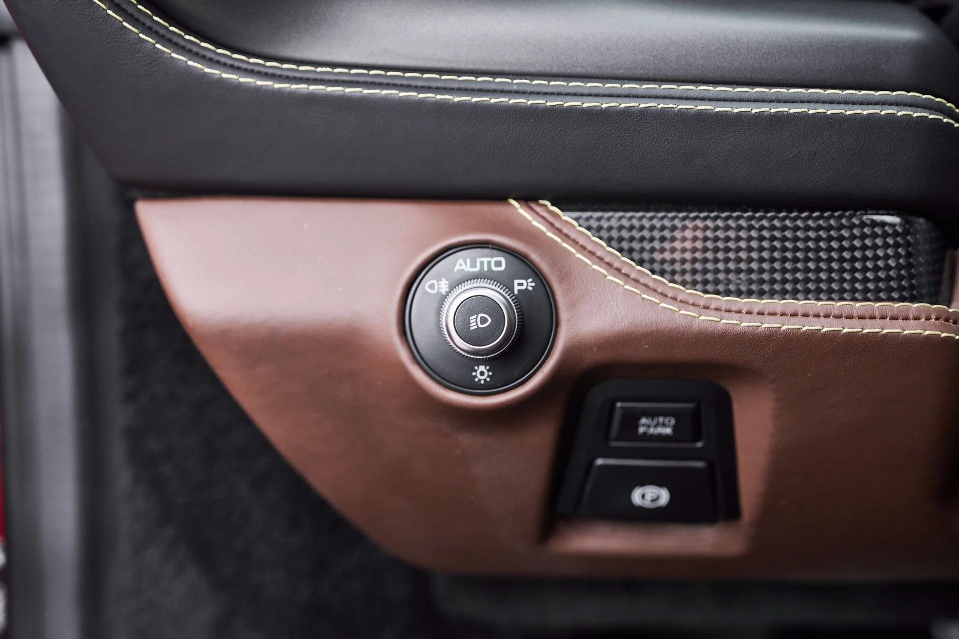 mph046_2719721611_Used_2020_Ferrari_F8_Tributo_Base_1761597675_307bdc7612