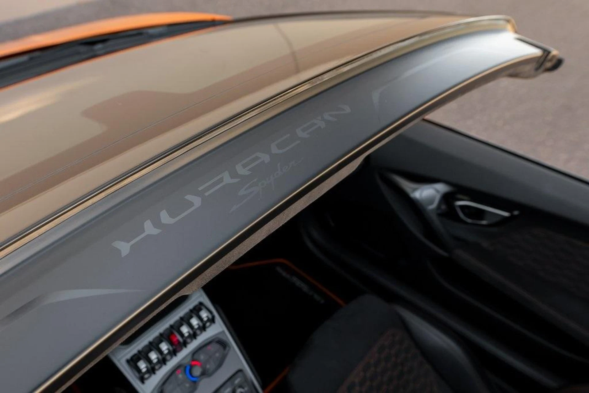 mph046_2721969328_Used_2018_LAMBORGHINI_HURACAN_LP_580_2_S_1695438500_51fbed36dc