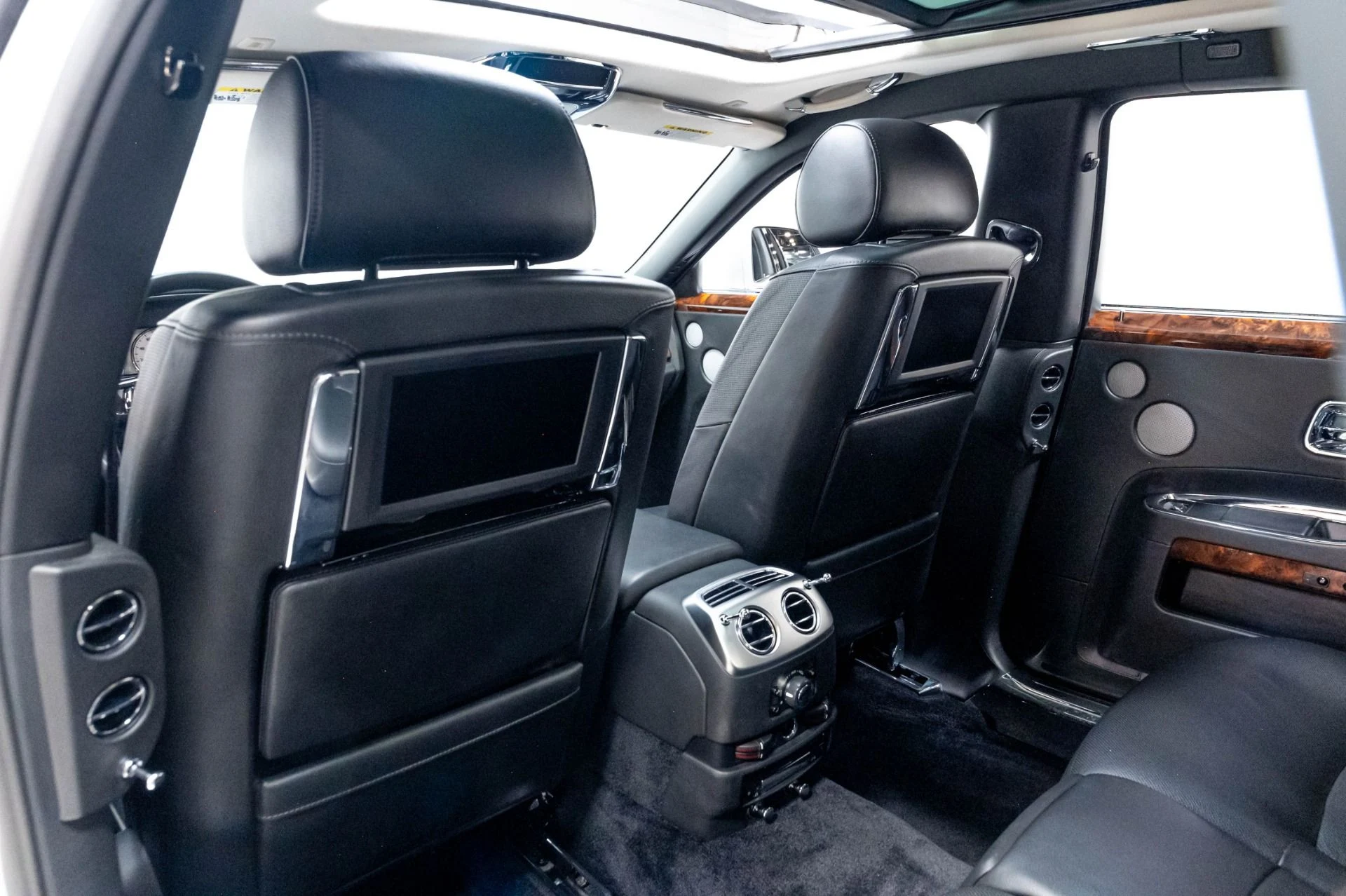 mph046_2724095933_Used_2012_Rolls_Royce_Ghost_1778014623_cda6e12632
