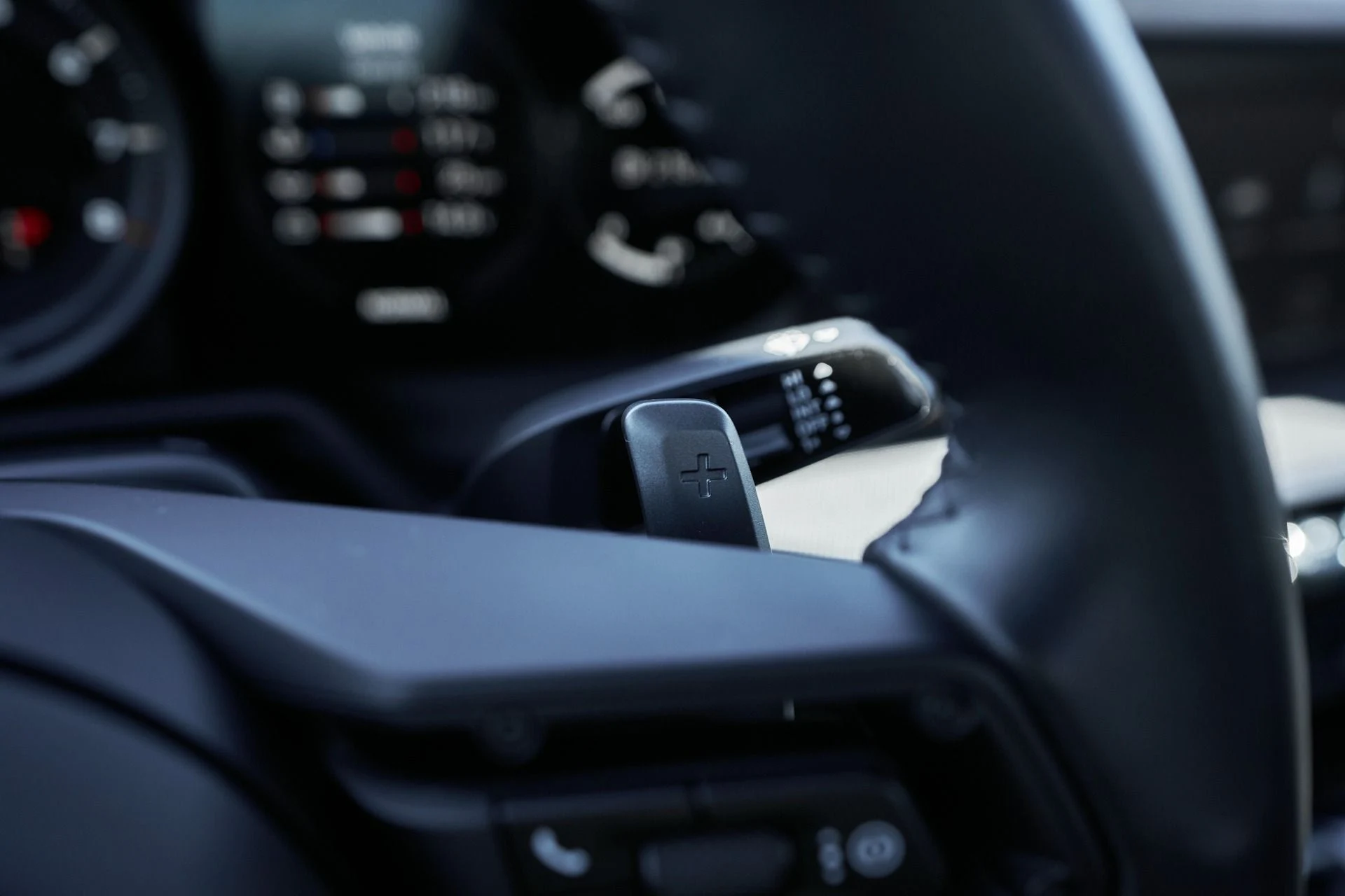 mph046_2729156486_Used_2024_Porsche_911_Carrera_S_1763676163_b70ca73351