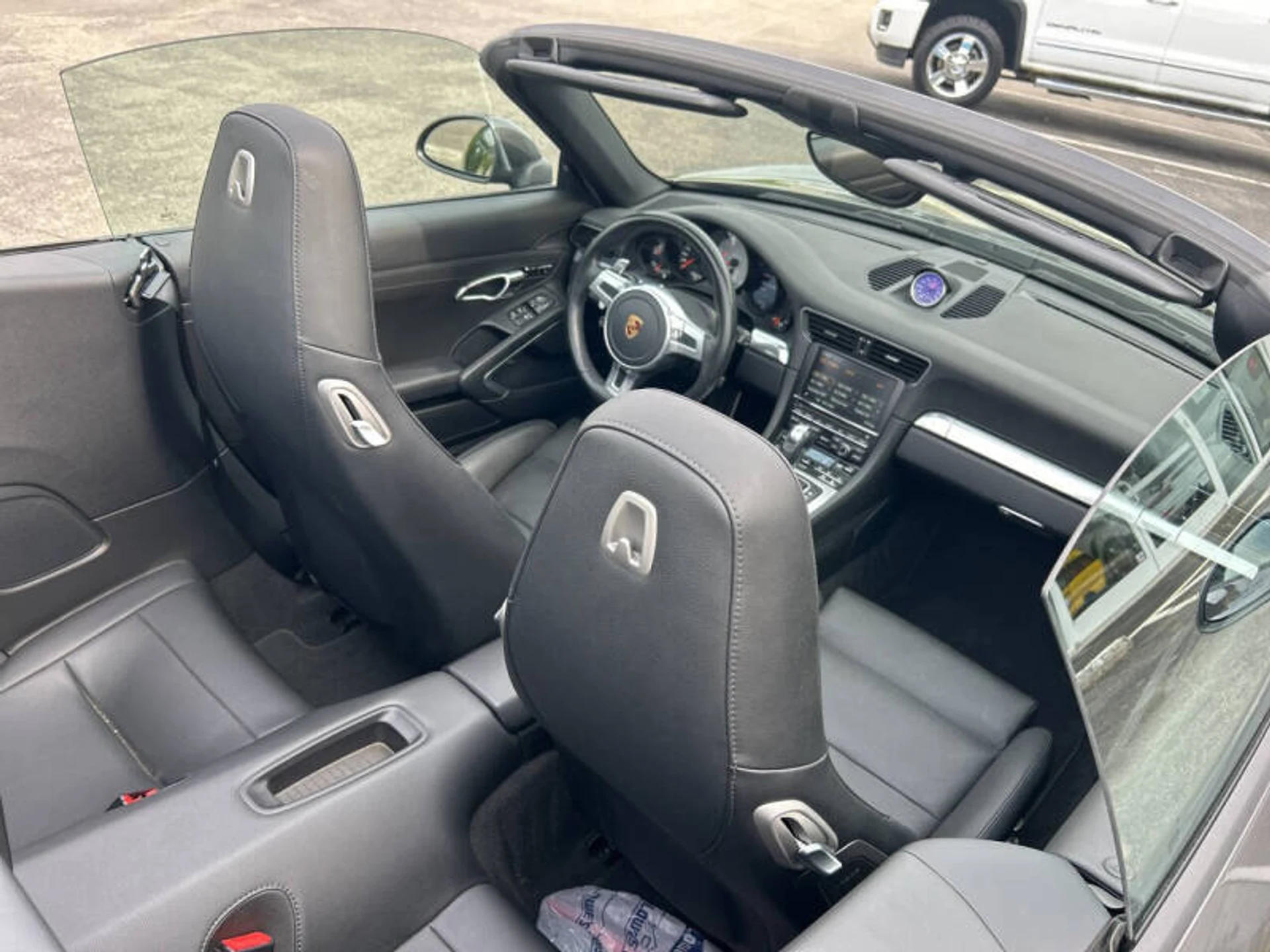 mph046_2730119613_2016_porsche_911_carrera_s_2dr_convertible_167e5109c1