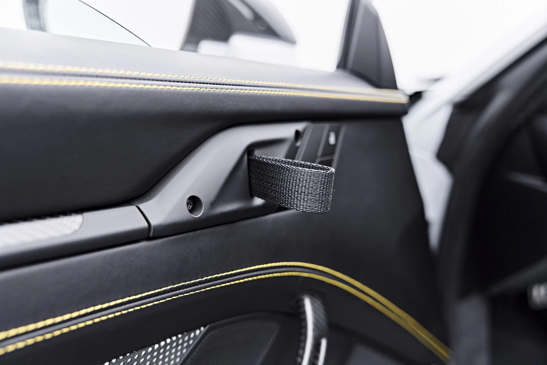 mph046_2732931411_Used_2025_Porsche_911_GT_3_RS_1790364167_a708134f84