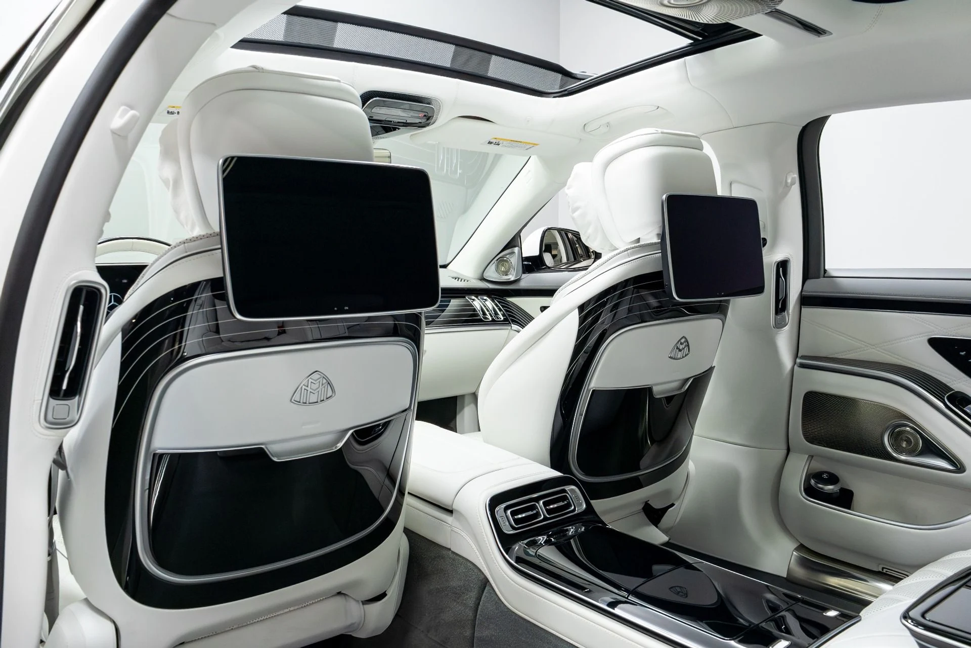 mph046_2753673012_Used_2023_Mercedes_Benz_S_Class_Maybach_S_680_4_MATIC_1776091551_9cc139a8dc