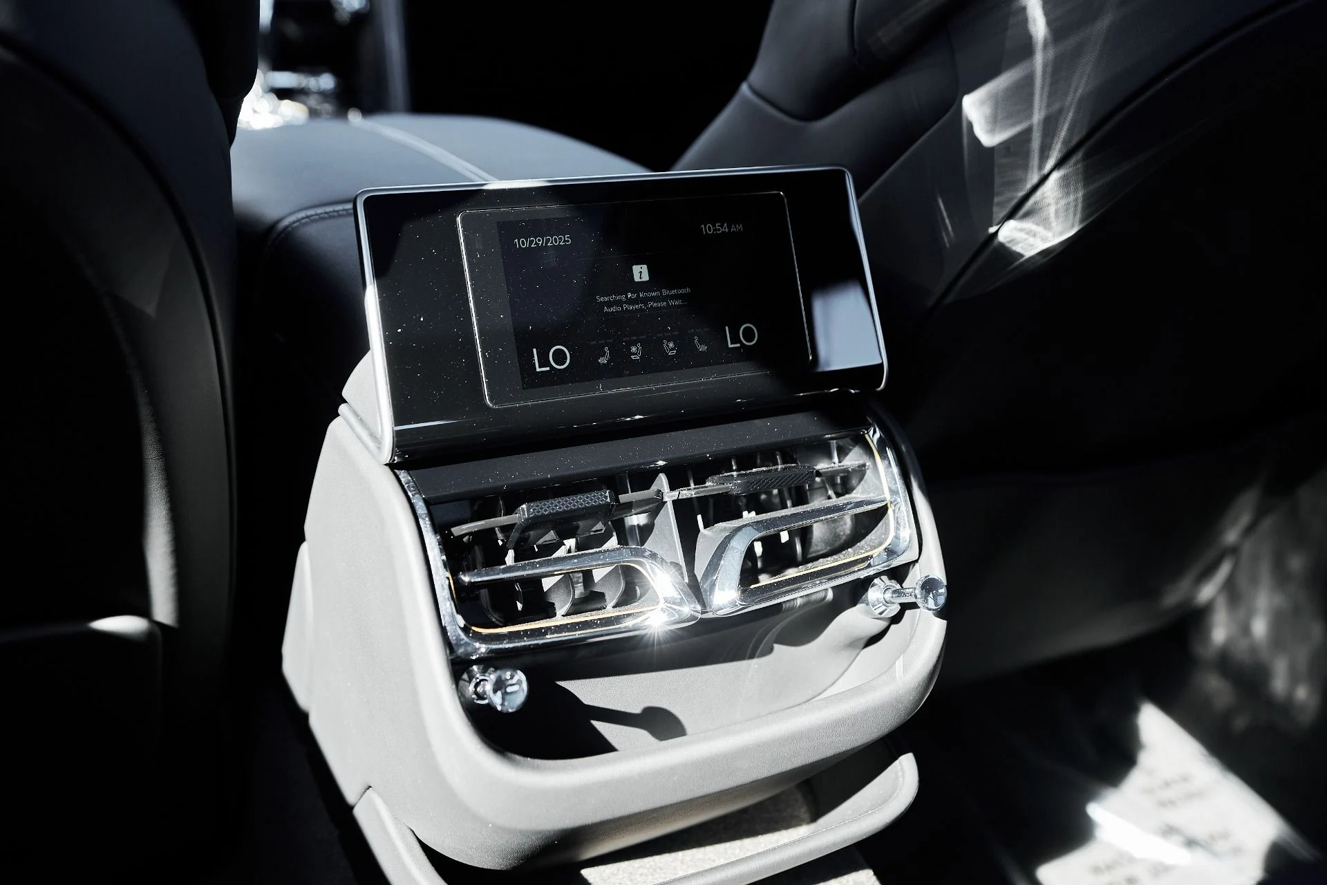 mph046_2759606889_Used_2024_Bentley_Flying_Spur_S_1761779948_f7a3dd2662