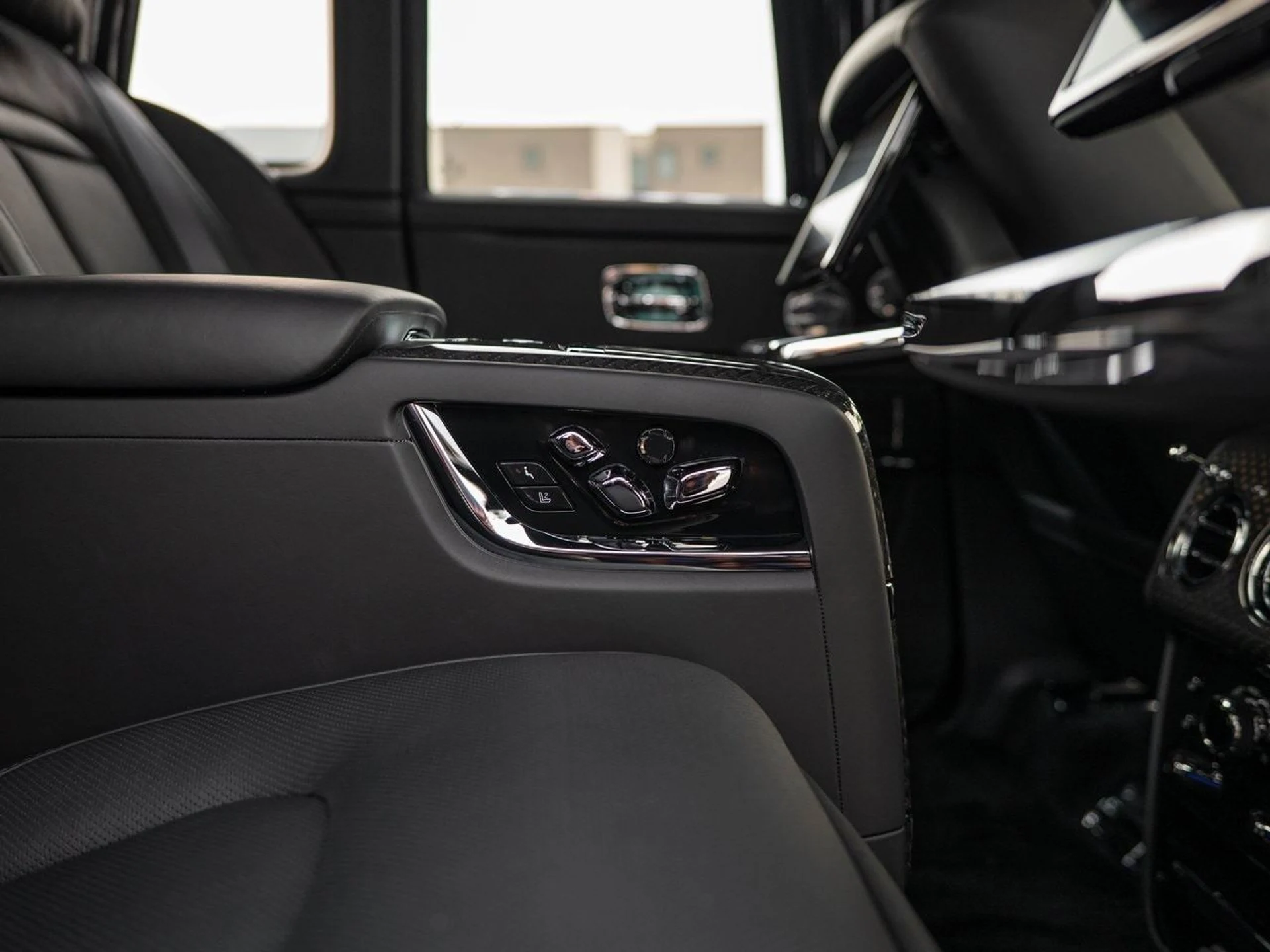 mph046_2760452539_520cf1c441c8d4c51995b3eef9fe68c6x_dfbdc925cf