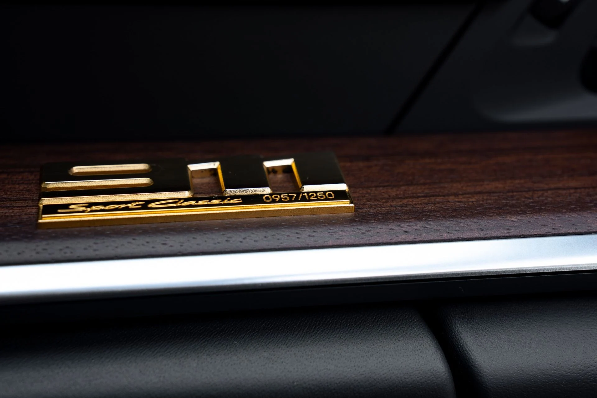 mph046_2766146776_Used_2023_Porsche_911_Sport_Classic_1776441930_58db6f4733