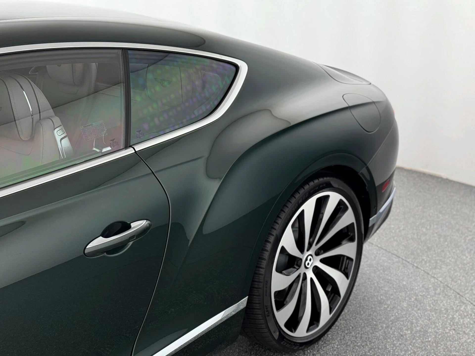 mph046_2784261300_955fe01daf15b8bd479e38bcf439343f_ca2854f197