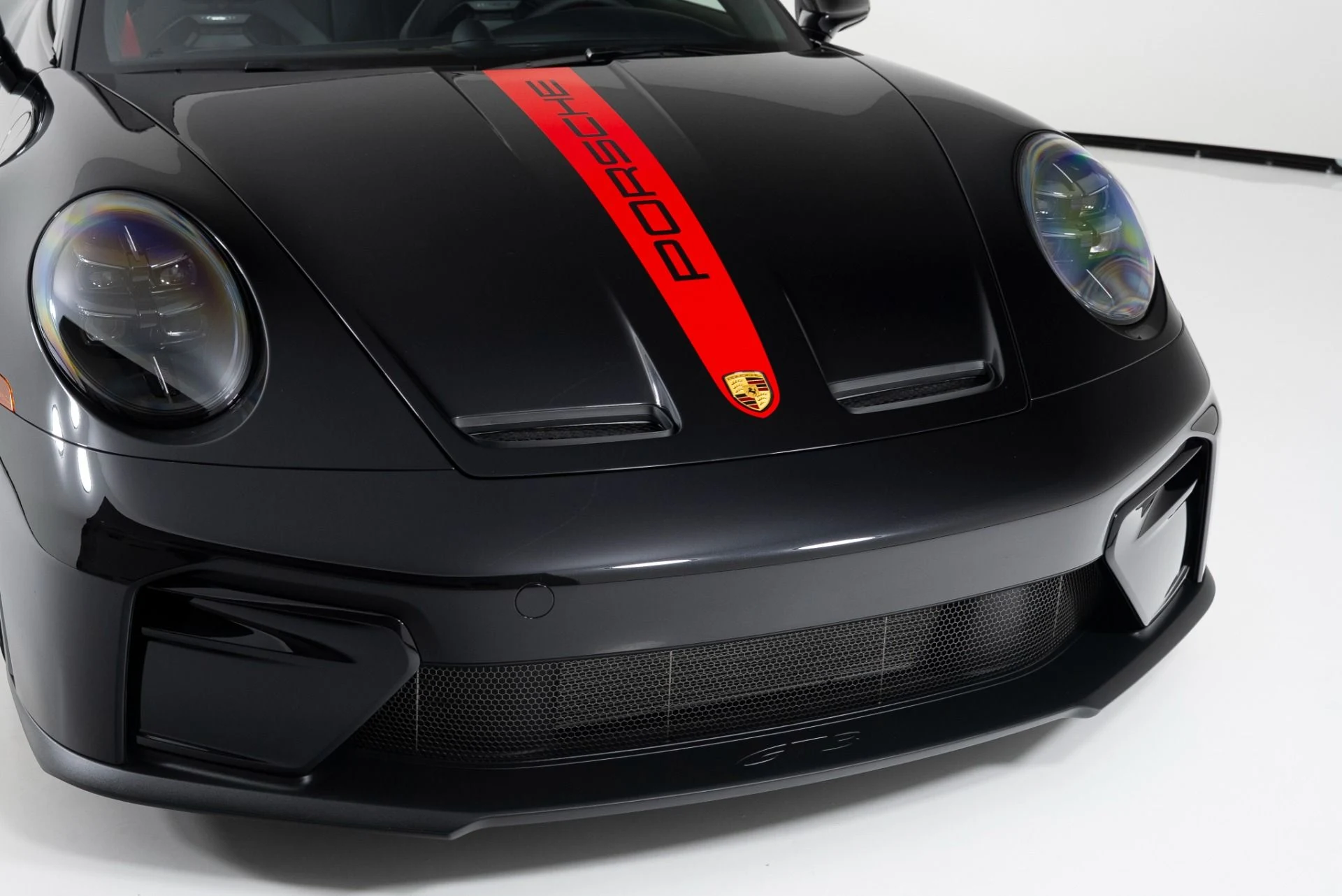mph046_2788768804_Used_2025_Porsche_911_GT_3_Touring_1756254269_625e604aef