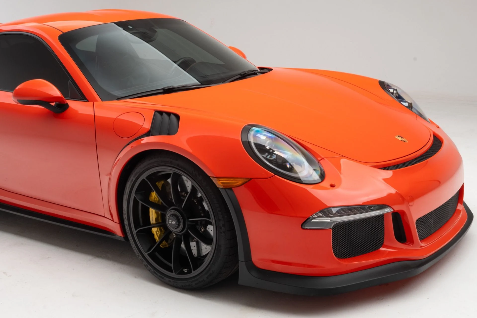 mph046_2824955233_Used_2016_Porsche_911_GT_3_RS_1790180392_90a8ca2ffd