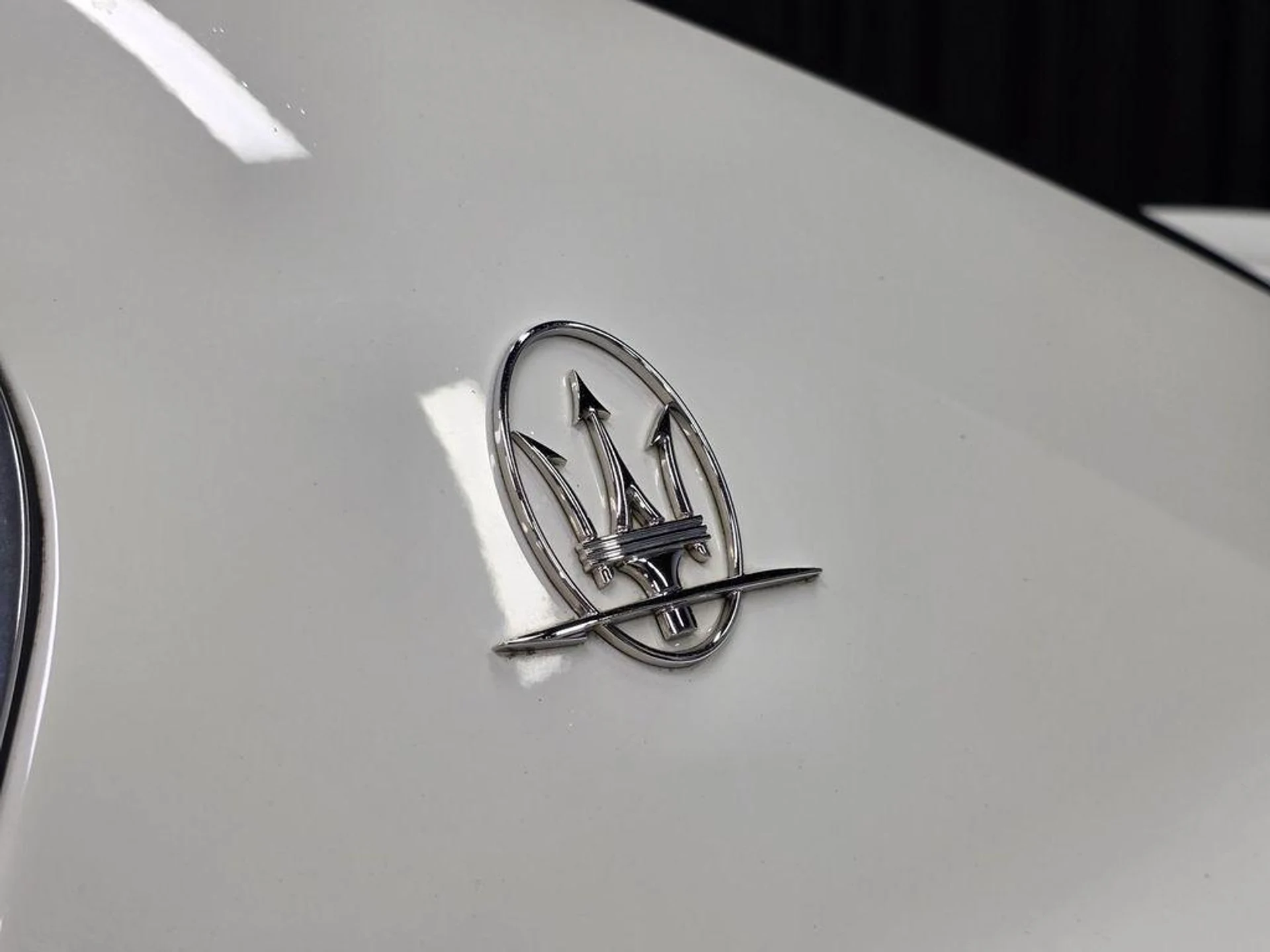 mph046_2833186372_52m_UBR_my873_Bk_Iq_Ars_Le_Ezo_Sv8_0cffcaf3f4