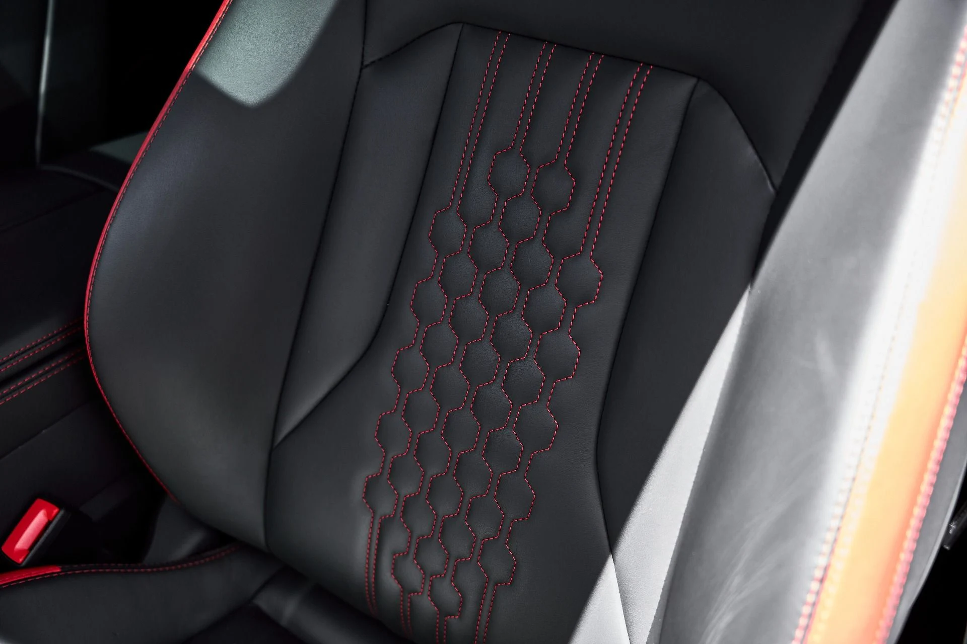 mph046_2842328515_Used_2023_Lamborghini_Urus_S_1781228821_778b169868
