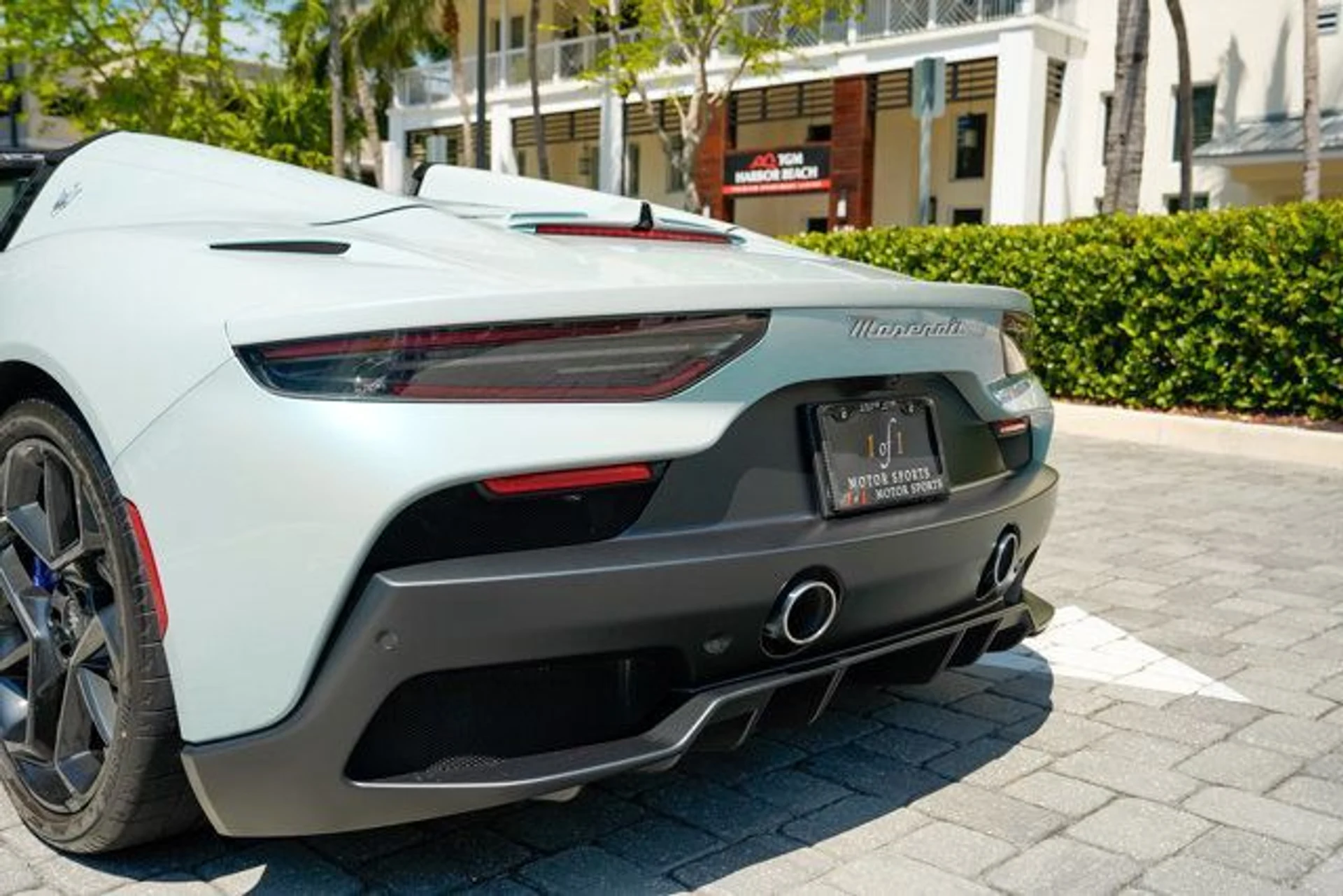 mph046_2845262842_22997717_47_640_55a1a8c72b