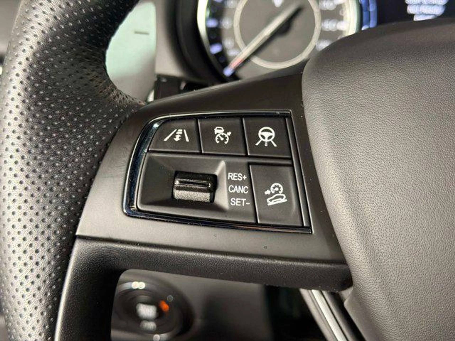 mph046_2846015215_bz_W_Ot_Q6w_FGCNSG_7_HF_6e4_Ni_RJBXU_a78379f206