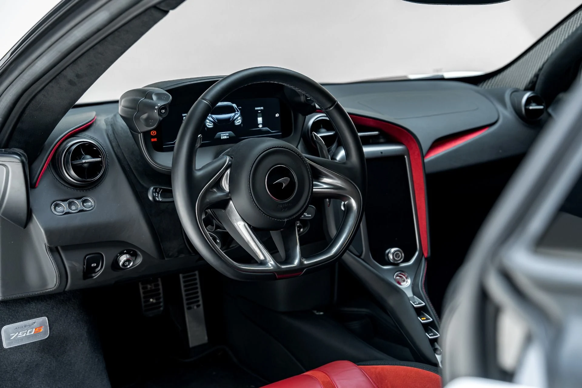 mph046_2847231389_Used_2024_Mc_Laren_750_S_Spider_1788366806_cc7172a316