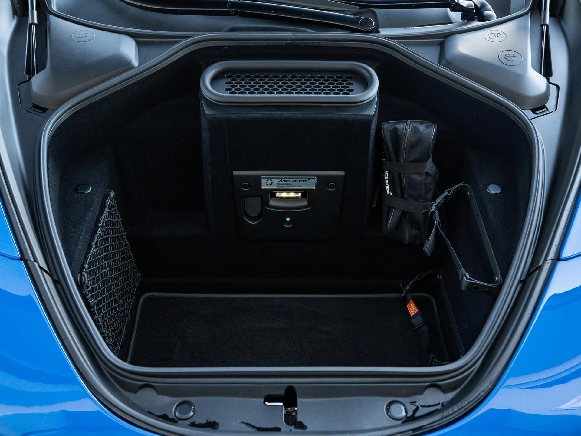 mph046_2848168777_Used_2024_Mc_Laren_750_S_Spider_1774886725_3b0dd4ce38