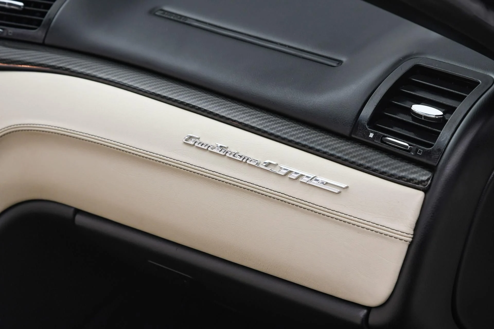 mph046_2861442756_Used_2018_Maserati_Gran_Turismo_Convertible_MC_1755159428_859dc8c851