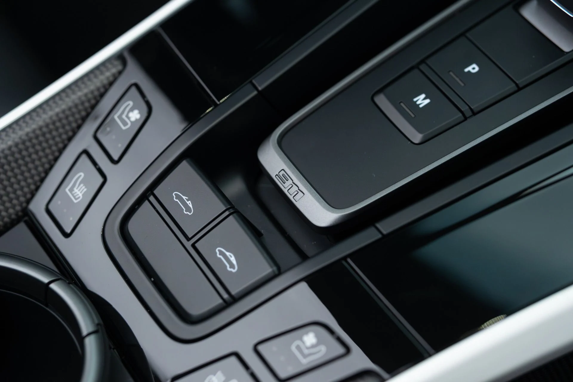 mph046_2867229388_Used_2025_Porsche_911_Targa_4_GTS_1769107430_e079677090