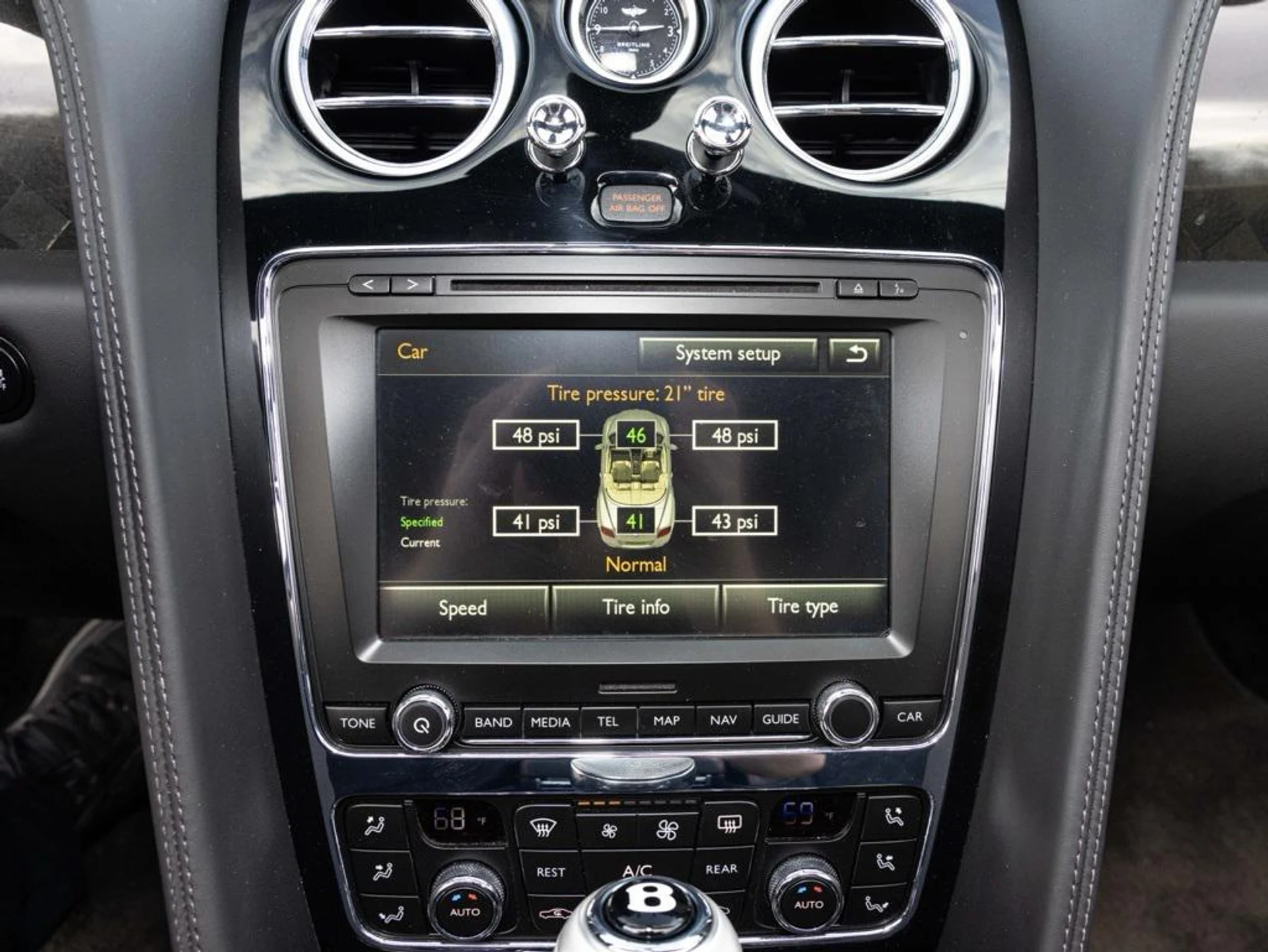 mph046_2878150208_470515790_691deff41f5a91e534b26418_3a87230aad