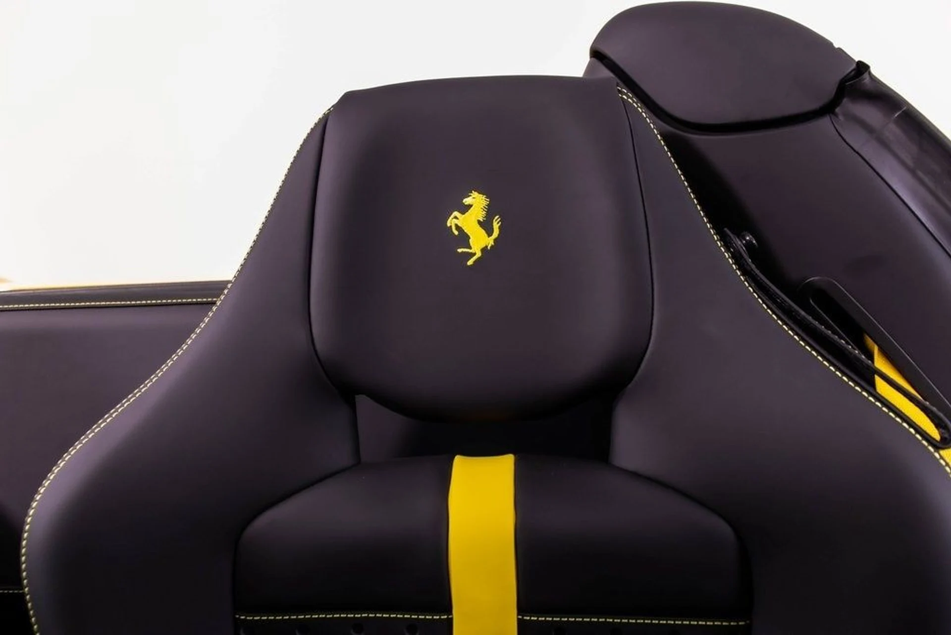 mph046_2884701067_932e0f709d66481a580d935ada607352x_7145827796