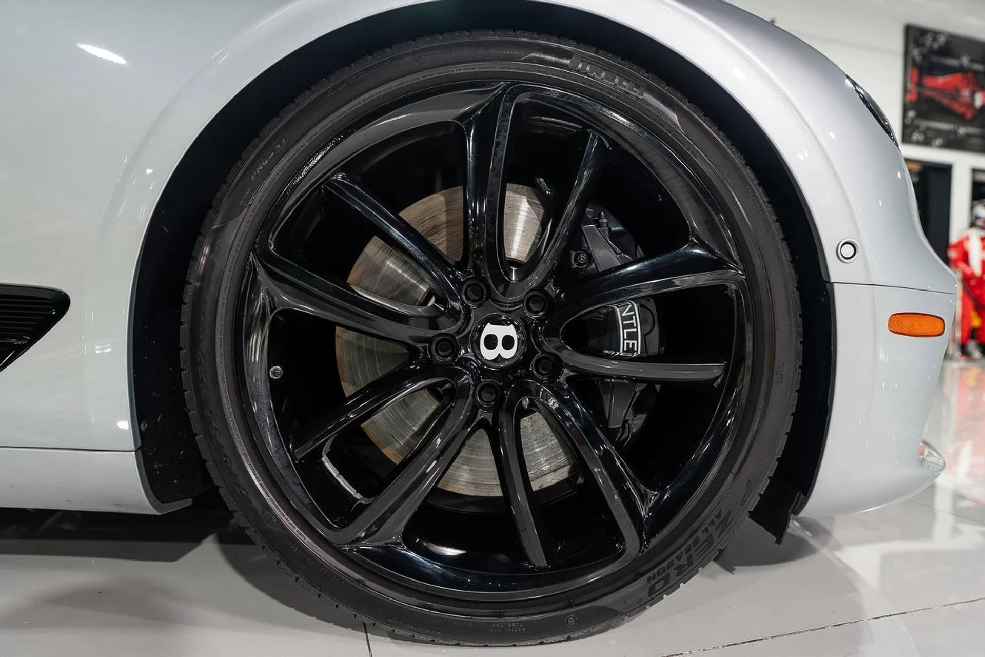 mph046_2889775386_d43f8af2713fbc29f08930543a5bdbbd_90f5eb03b6