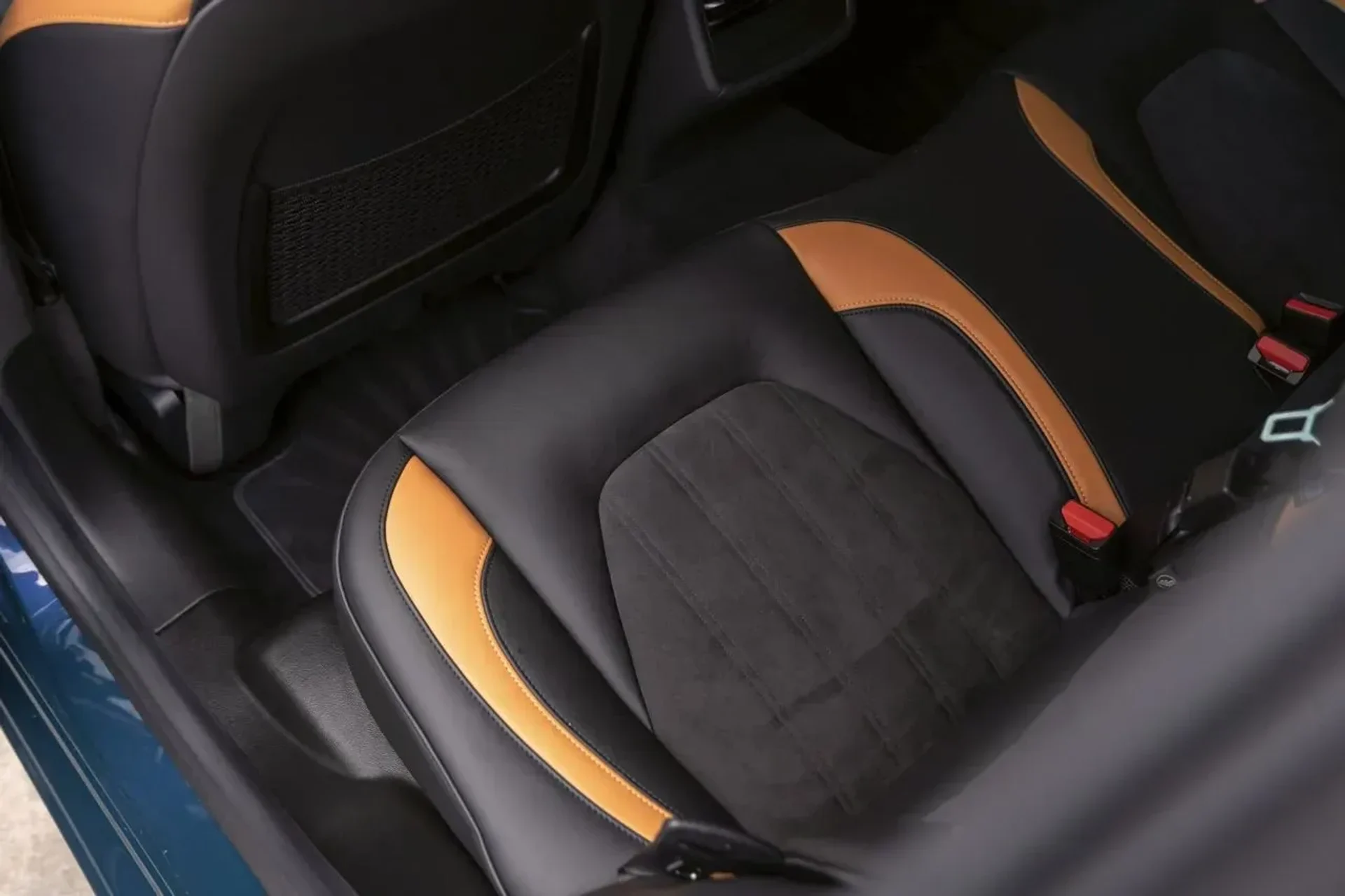 mph046_29102356_e3efced040074e4c8406a2293bd58aad_925a22965a