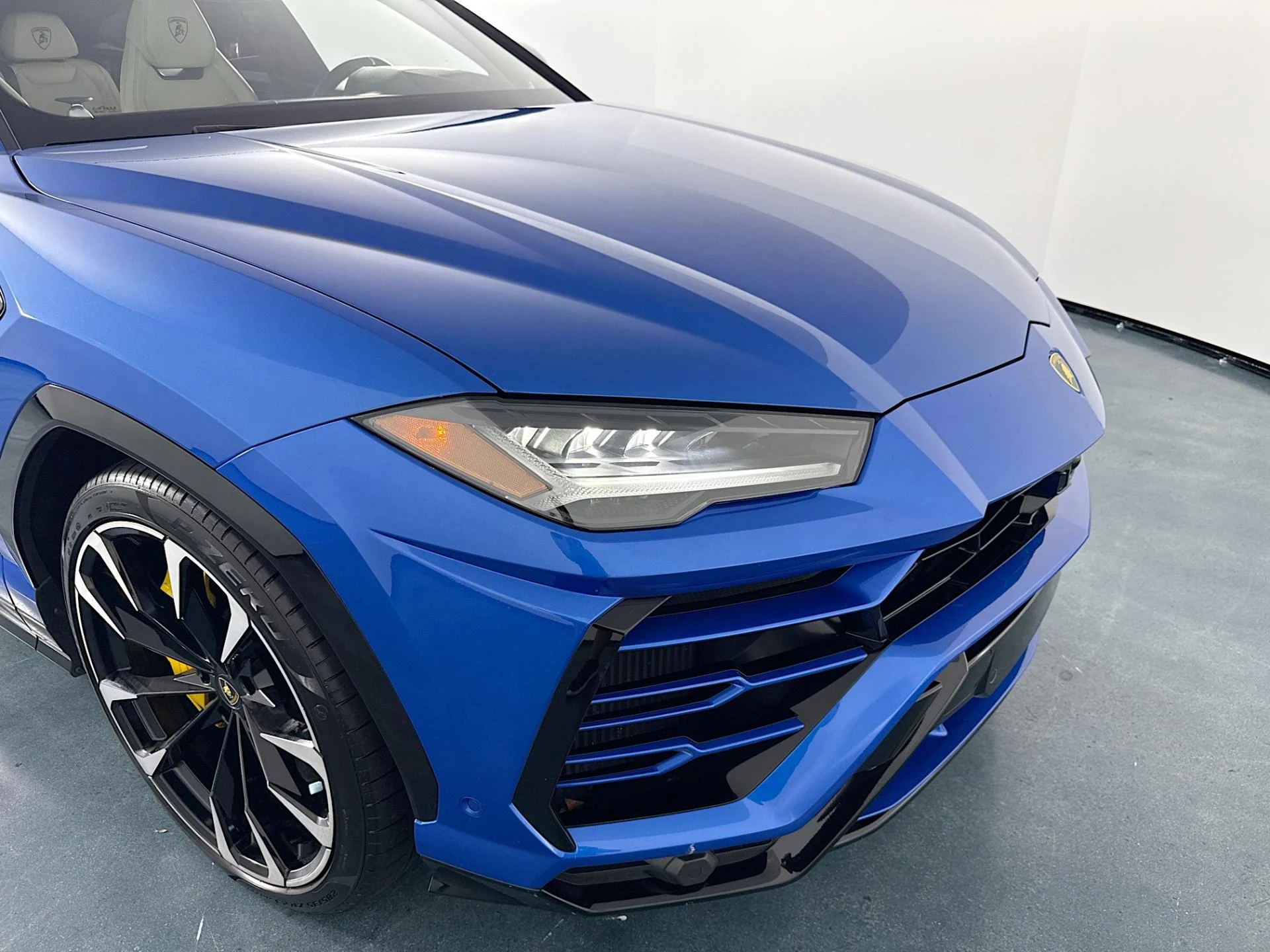 mph046_2915291088_Used_2021_Lamborghini_Urus_1783027590_86ceea14c5