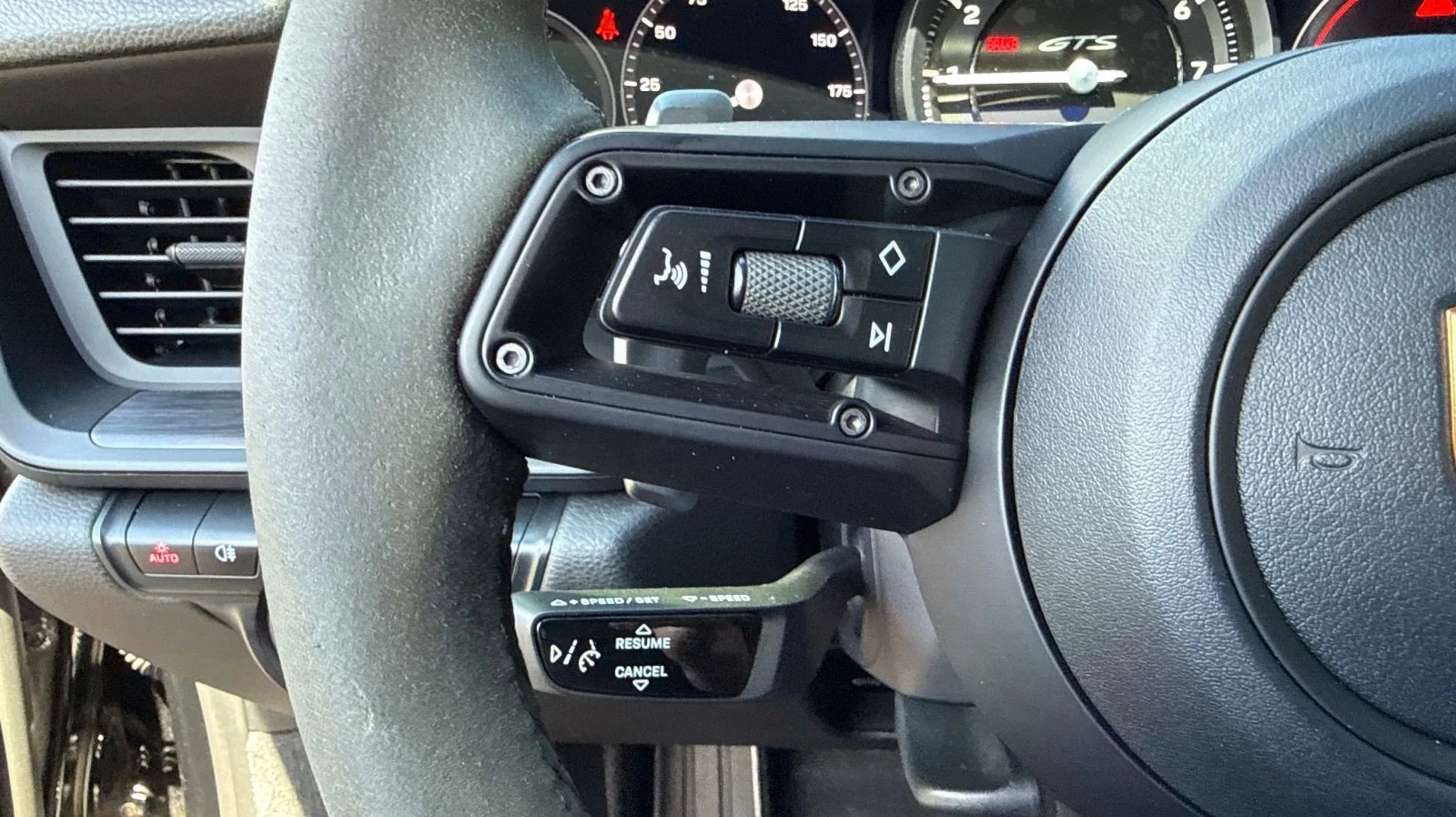 mph046_2918792525_content_homenetiol_com_2001243_2130496_0x0_ff87ff23b9ed486090fbfce86148c8cb_f64a026630