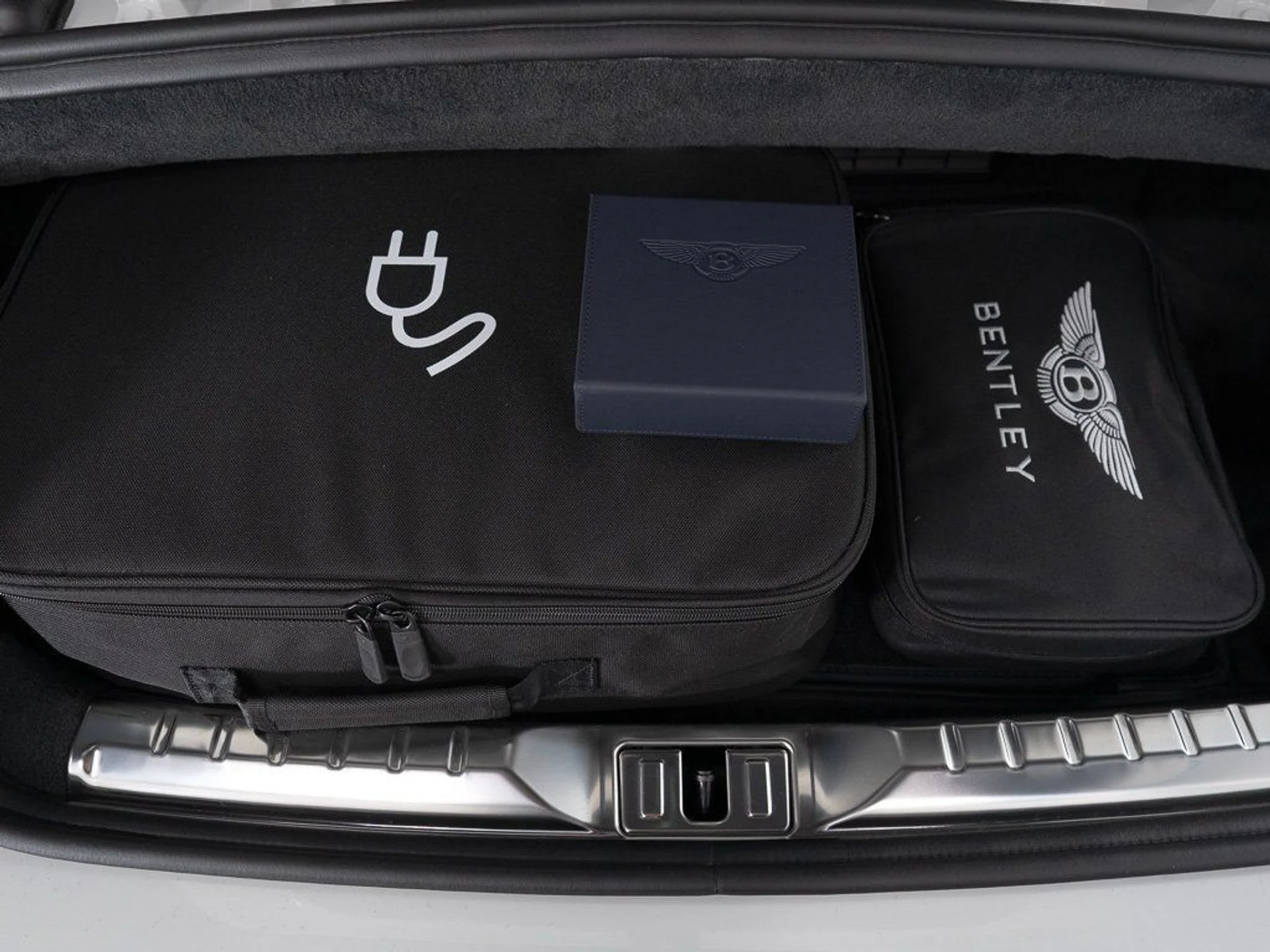 mph046_2939128536_13110065f790297a24840b6ac4f58c3f_83bc1a01bb