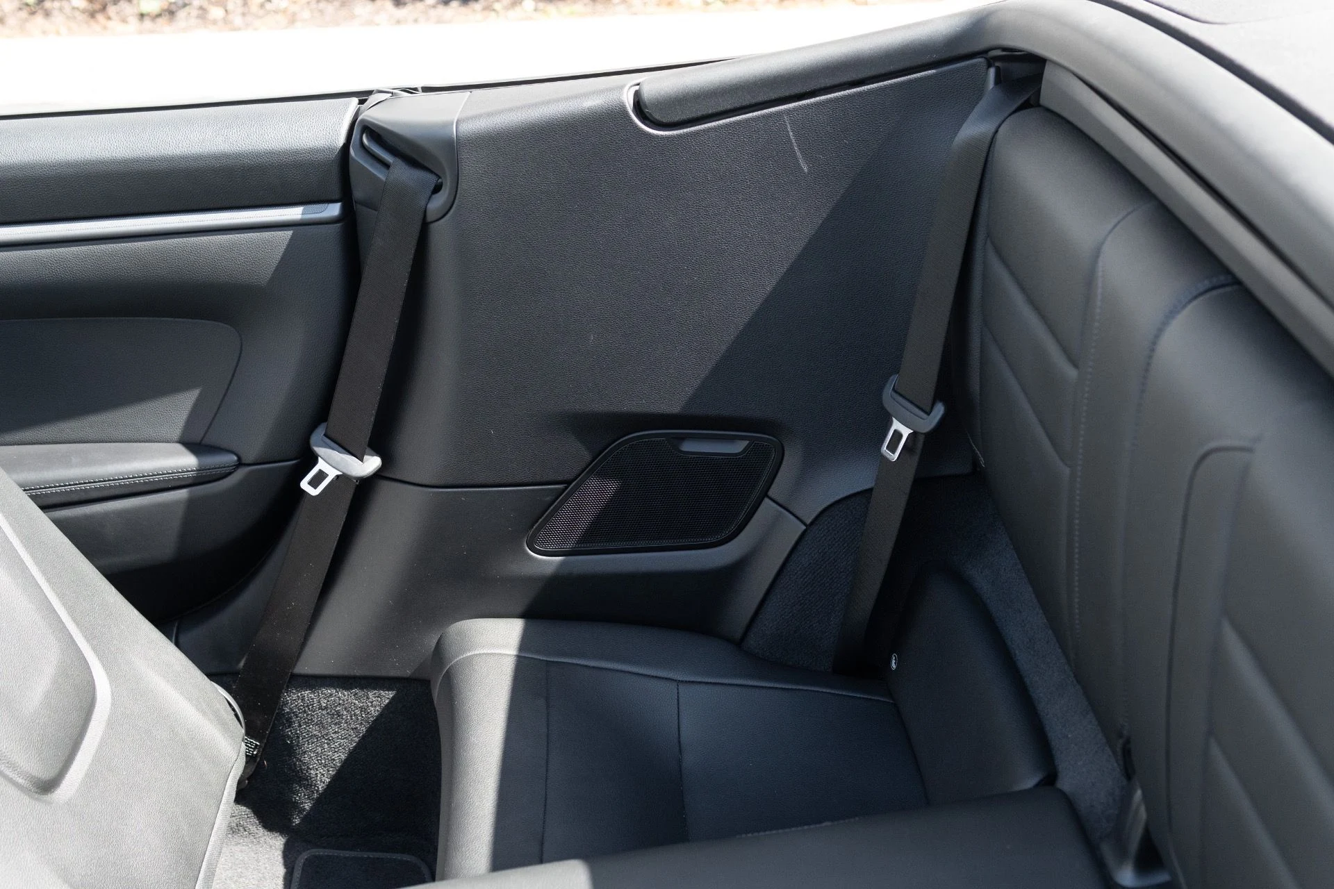 mph046_2975861278_Used_2021_Porsche_911_Carrera_1772596654_cc210ba794